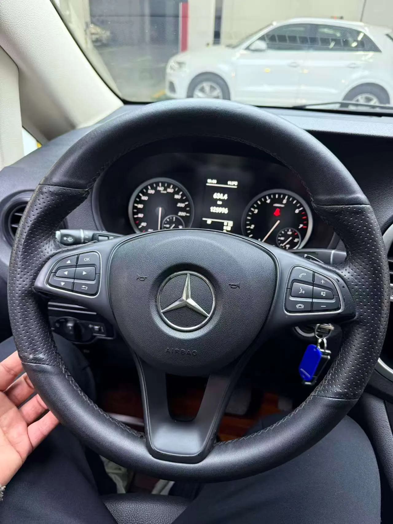 Mercedes-Benz Vito 2021 г. 125085 км. — фото 12