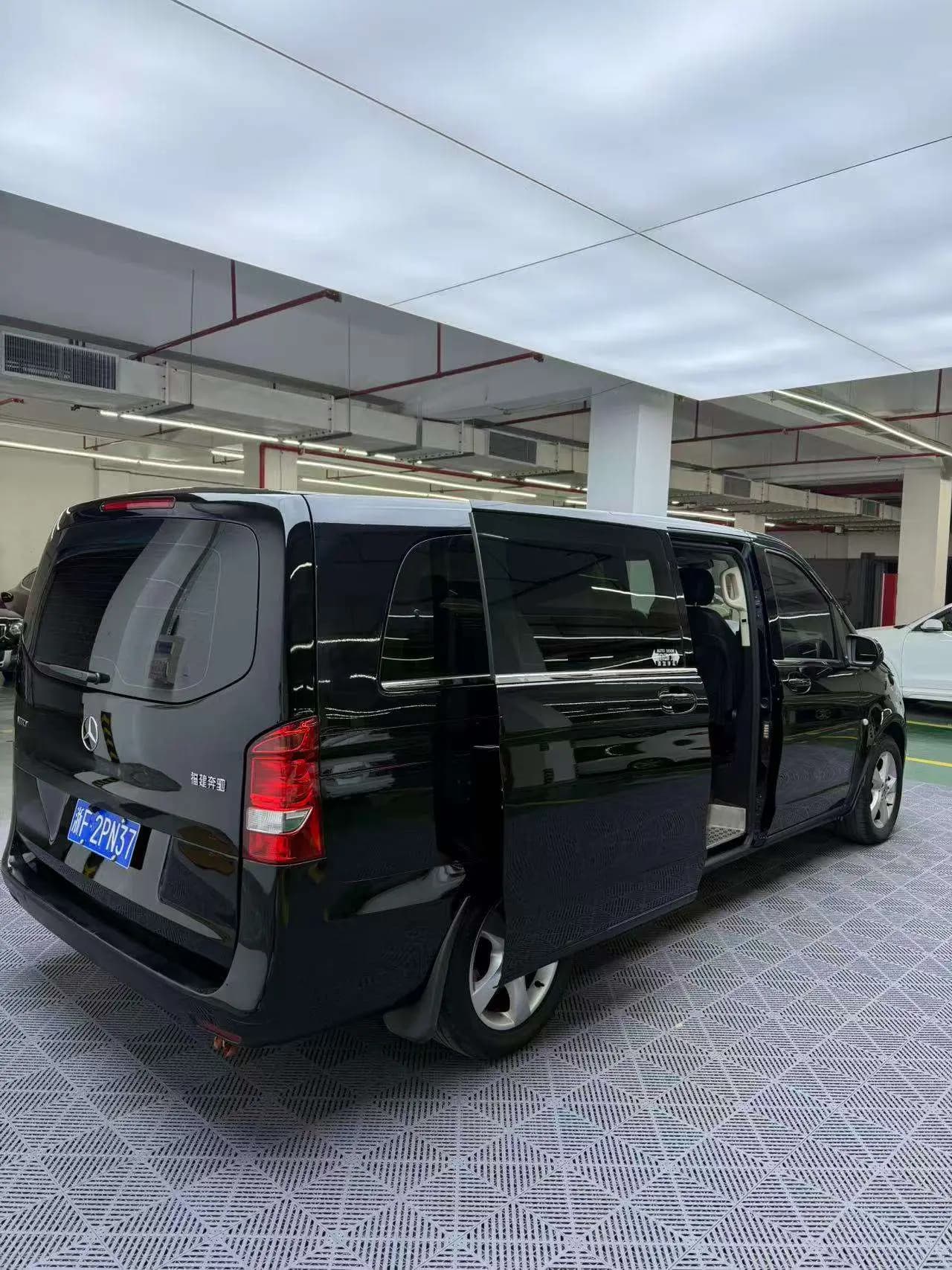 Mercedes-Benz Vito 2021 г. 125085 км. — фото 8