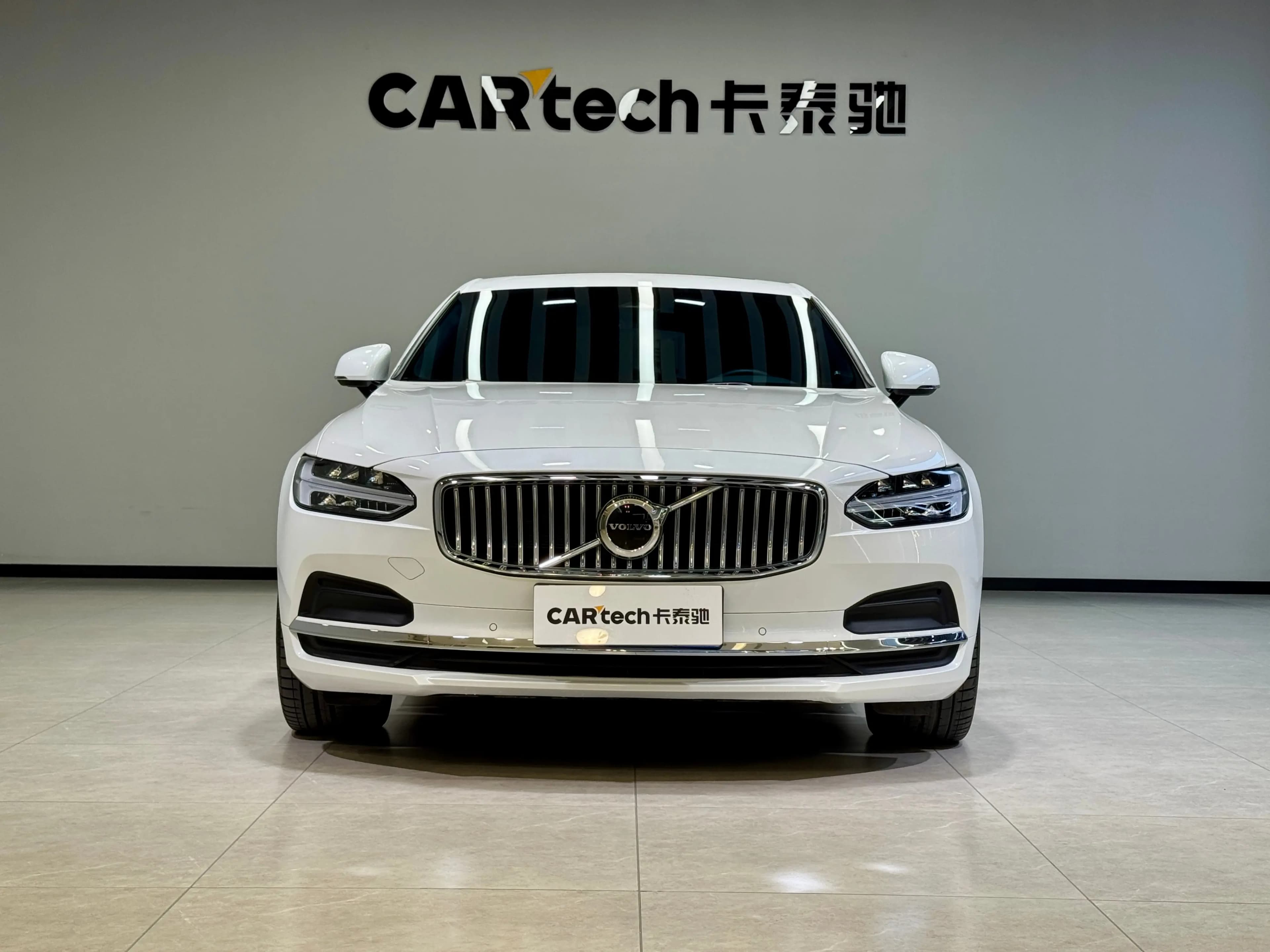 Volvo S90 2024 г. 11105 км. — фото 2