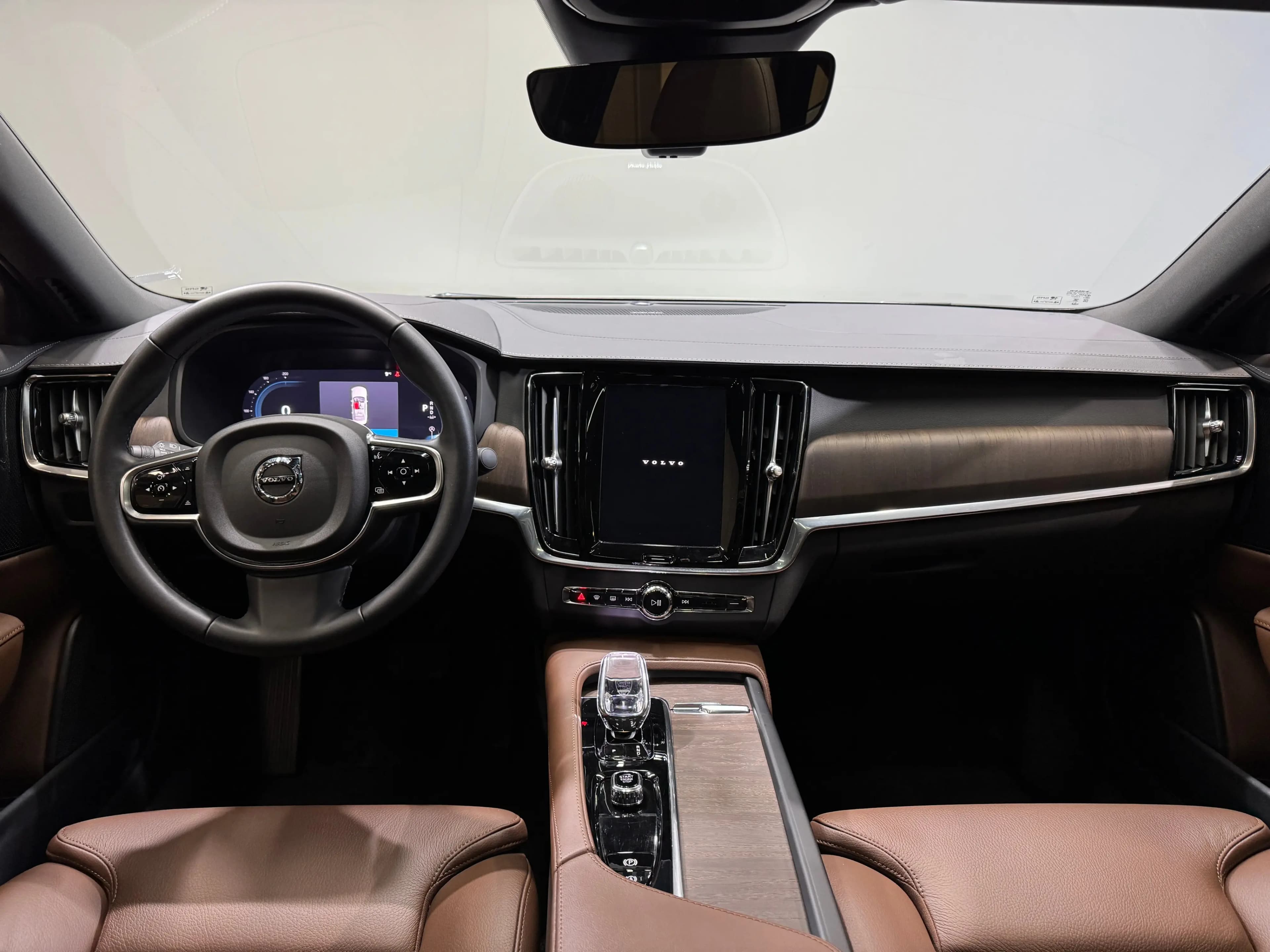 Volvo S90 2024 г. 11105 км. — фото 16