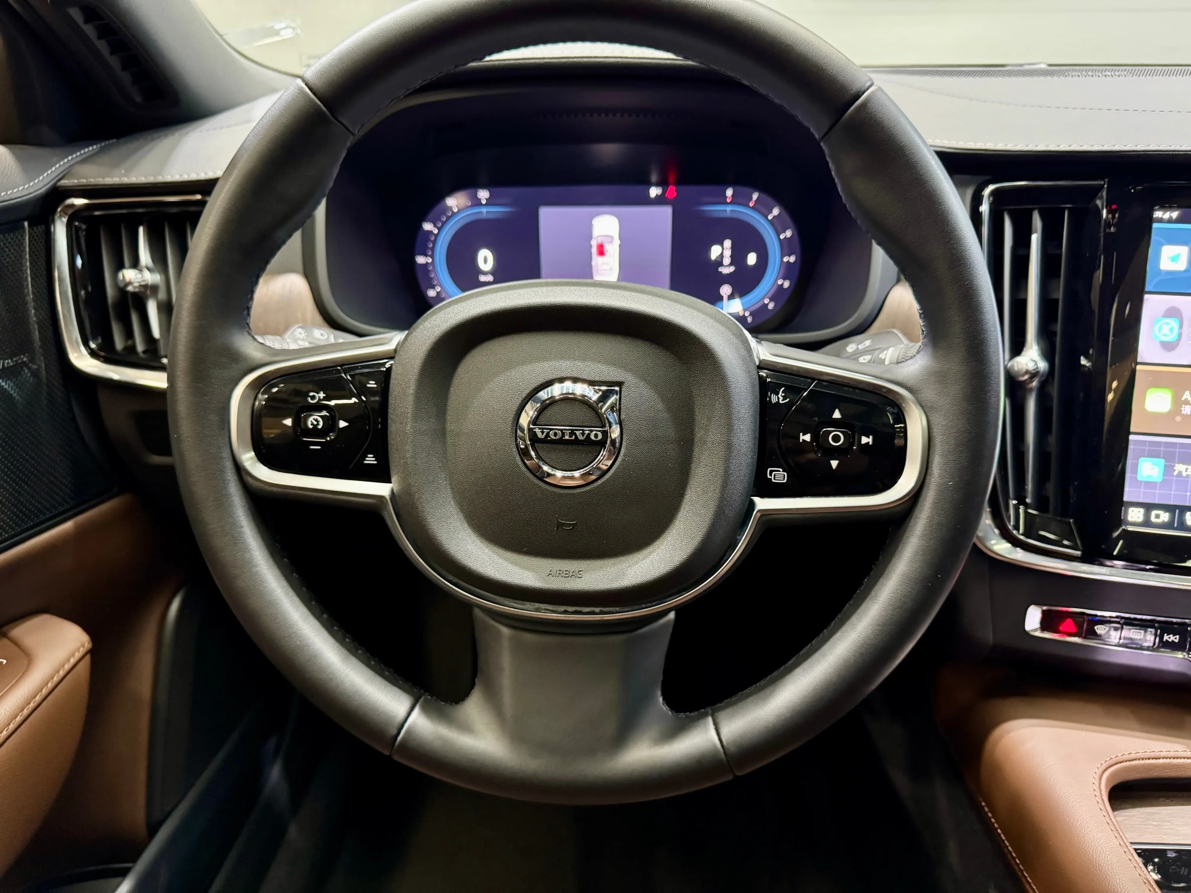 Volvo S90 2024 г. 11105 км. — фото 18