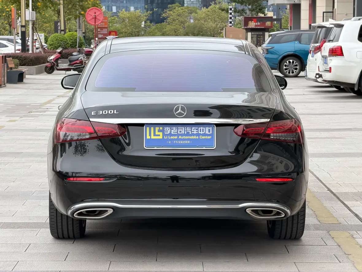 Mercedes-Benz E-Class 2021 г. 38071 км. — фото 5