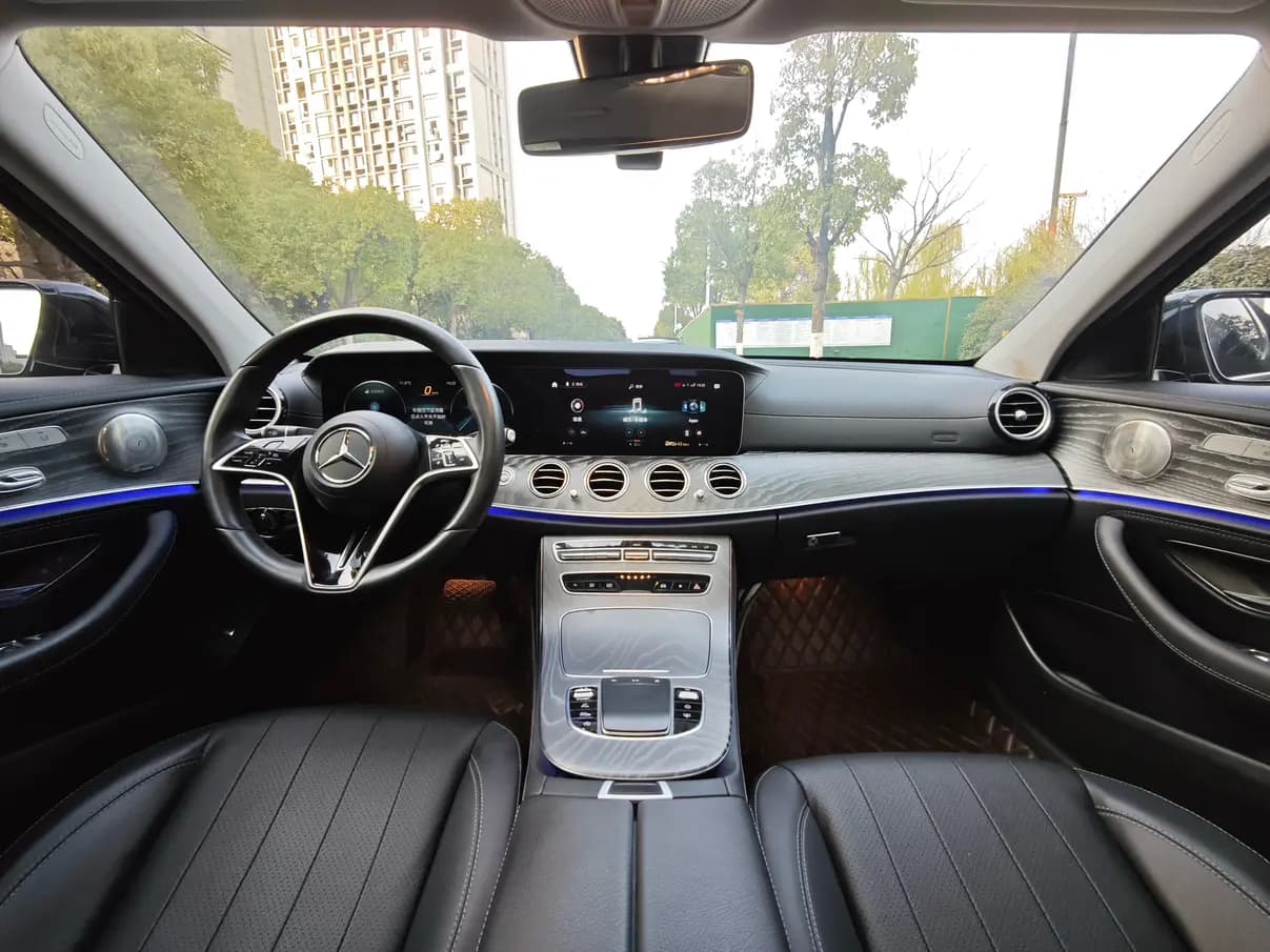 Mercedes-Benz E-Class 2021 г. 89073 км. — фото 11