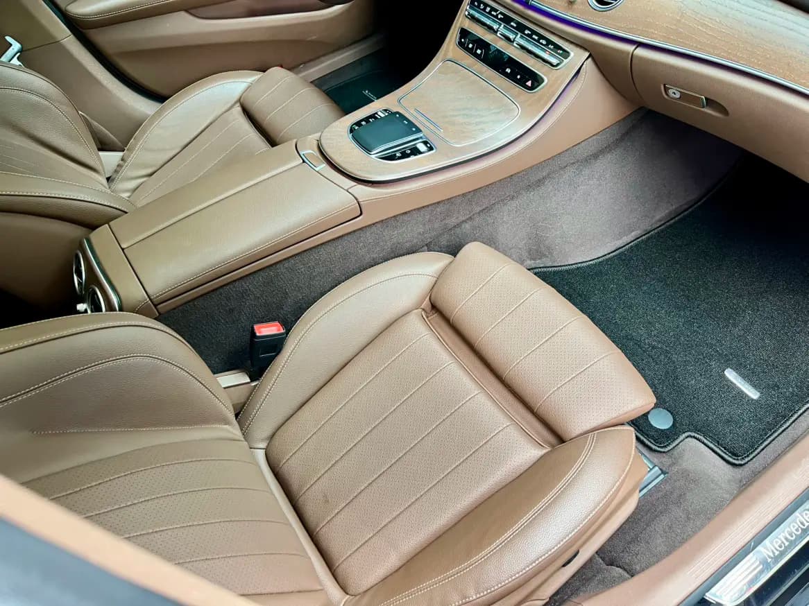 Mercedes-Benz E-Class 2022 г. 43111 км. — фото 21