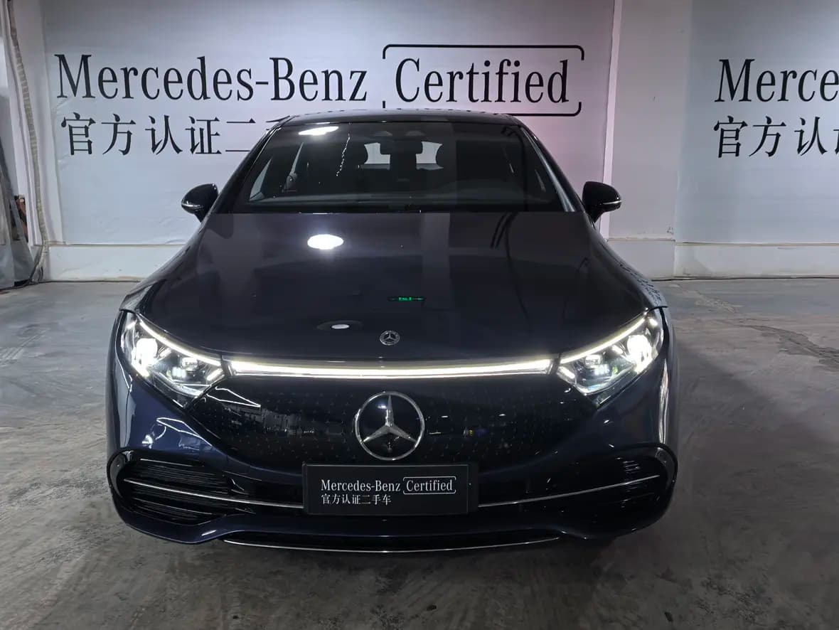 Mercedes-Benz EQS 2023 г. 30045 км. — фото 2