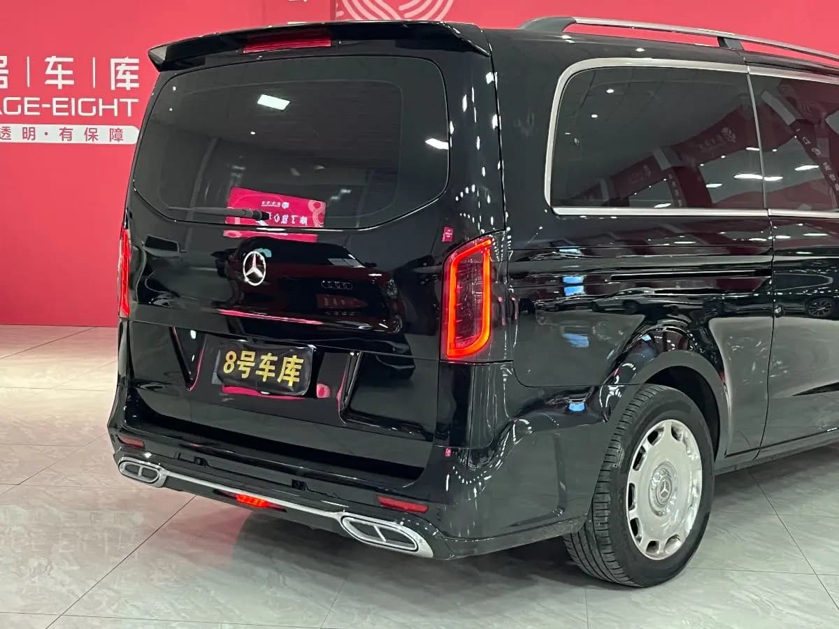 Mercedes-Benz Vito 2023 г. 36088 км. — фото 6