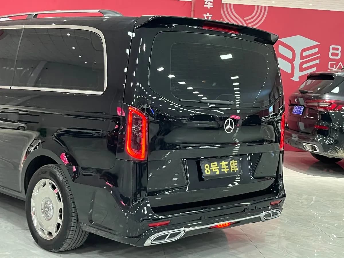 Mercedes-Benz Vito 2023 г. 36088 км. — фото 10