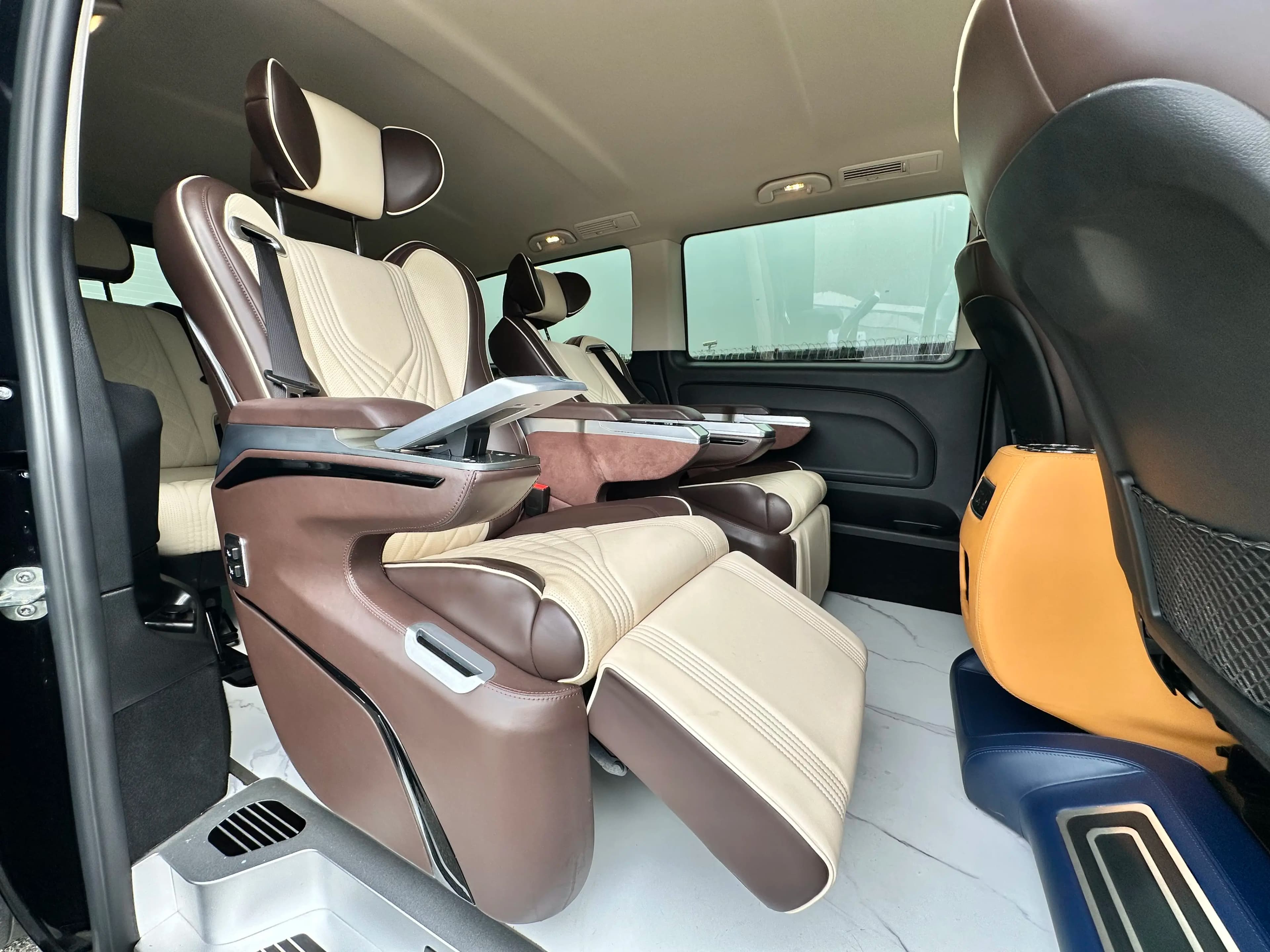 Mercedes-Benz Vito 2023 г. 36090 км. — фото 20