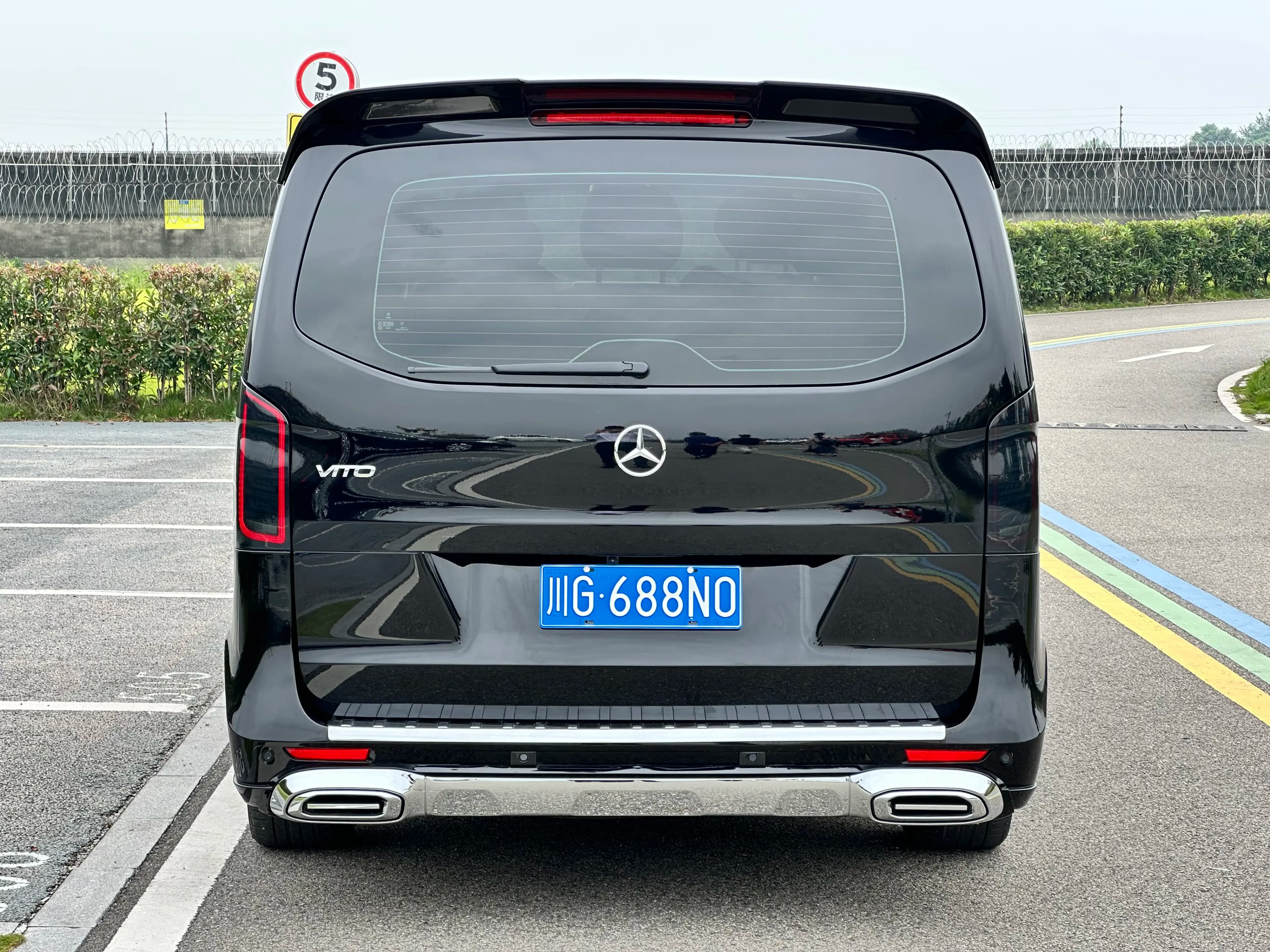 Mercedes-Benz Vito 2023 г. 36090 км. — фото 4