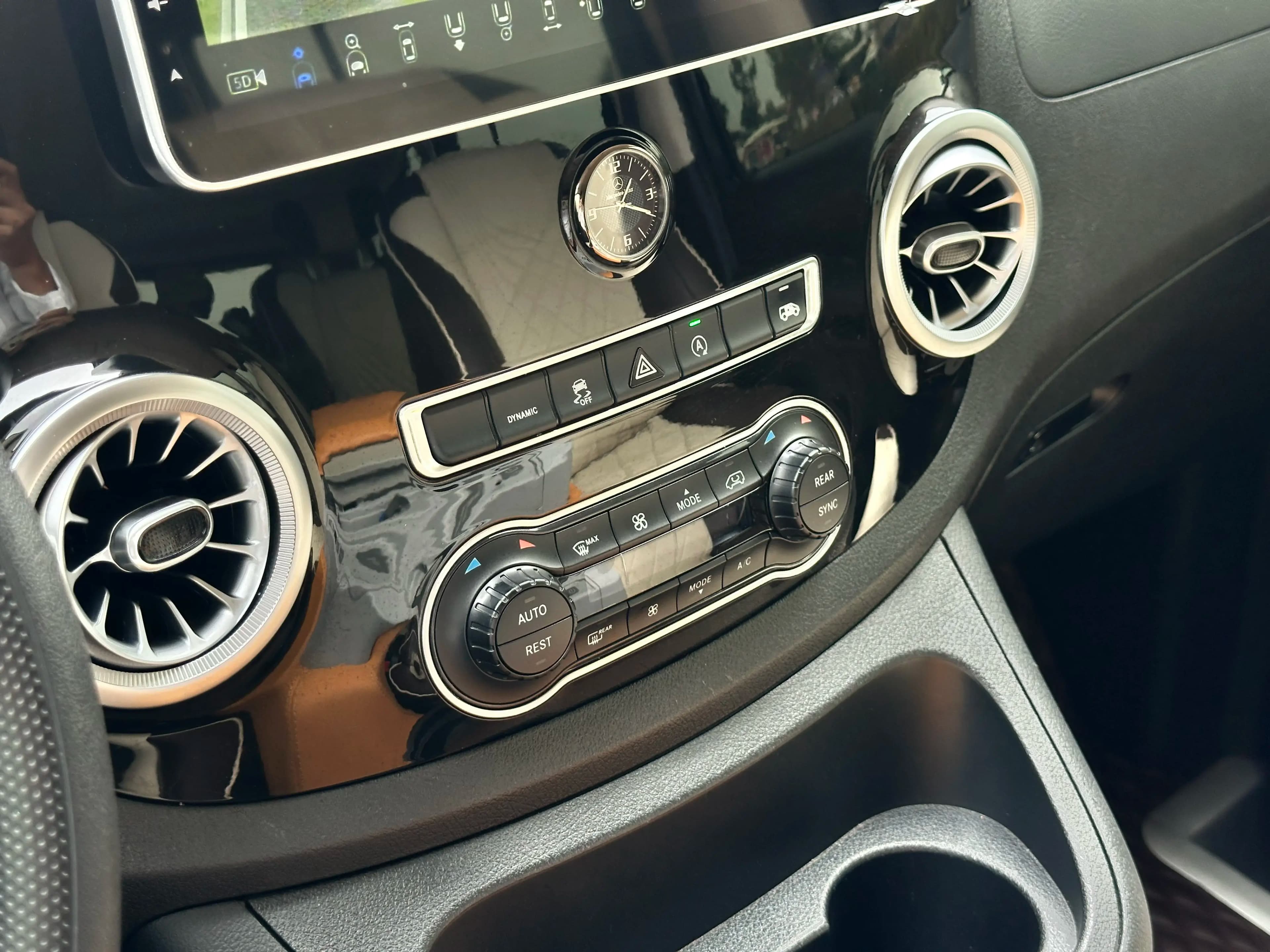 Mercedes-Benz Vito 2023 г. 36090 км. — фото 8
