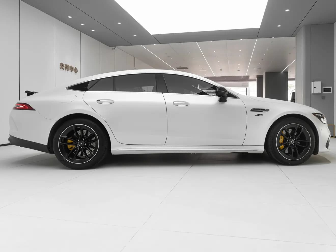 Mercedes-Benz AMG GT 2021 г. 33280 км. — фото 5