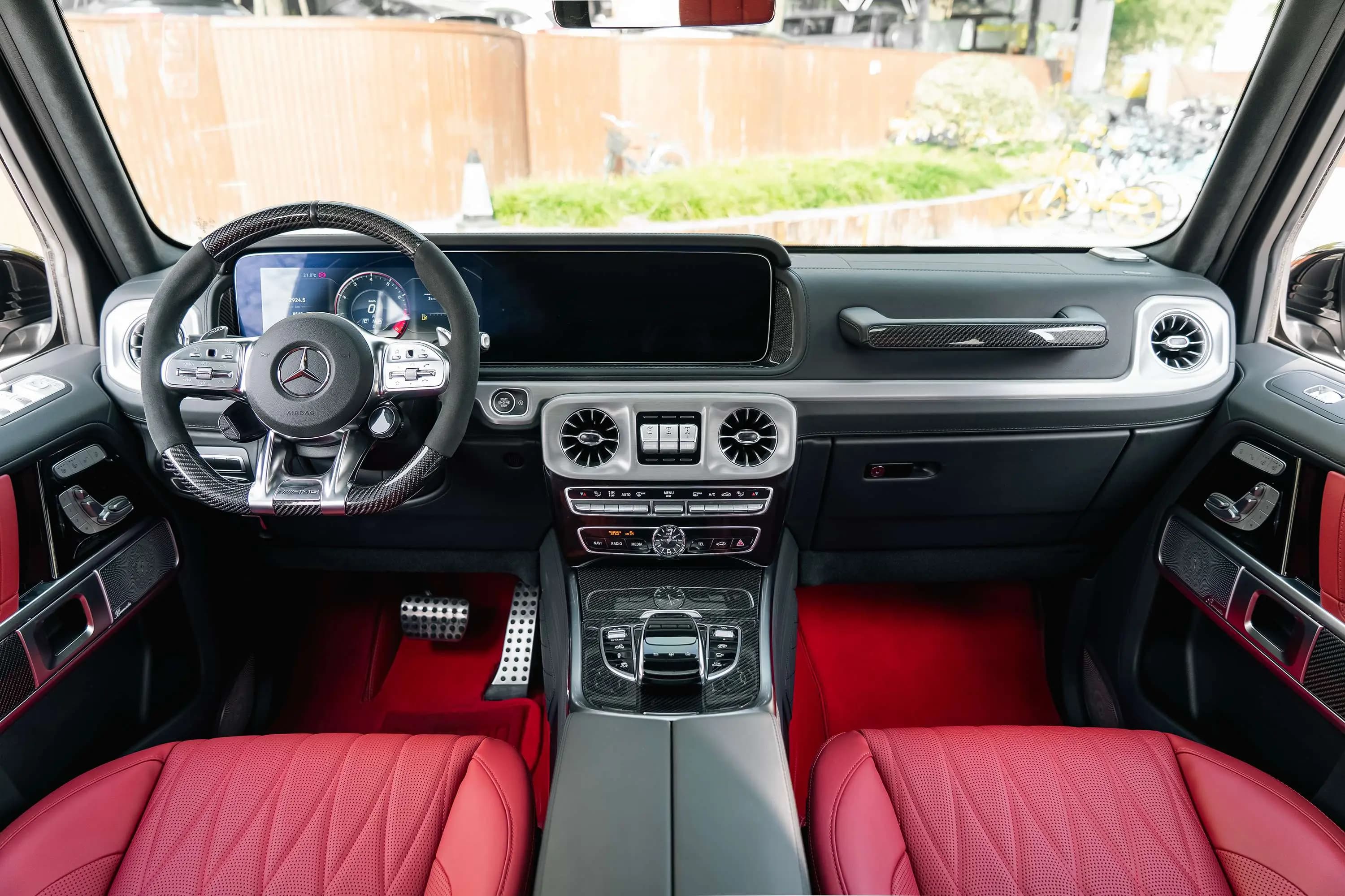 Mercedes-Benz G-Class AMG 2024 г. 8628 км. — фото 15