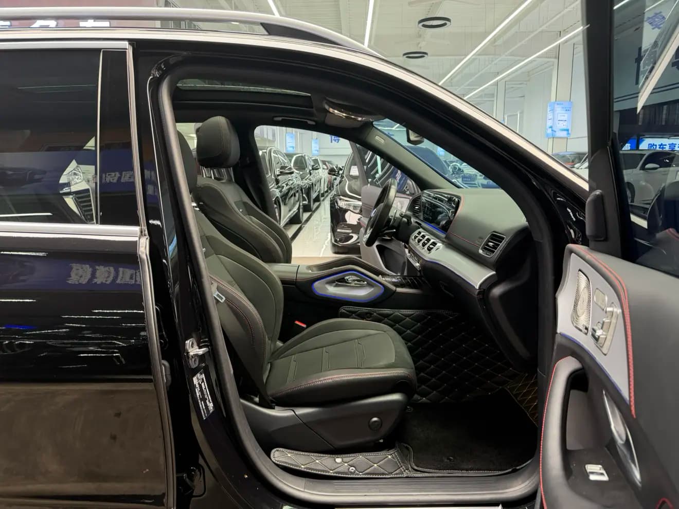 Mercedes-Benz GLE AMG 2023 г. 37043 км. — фото 16