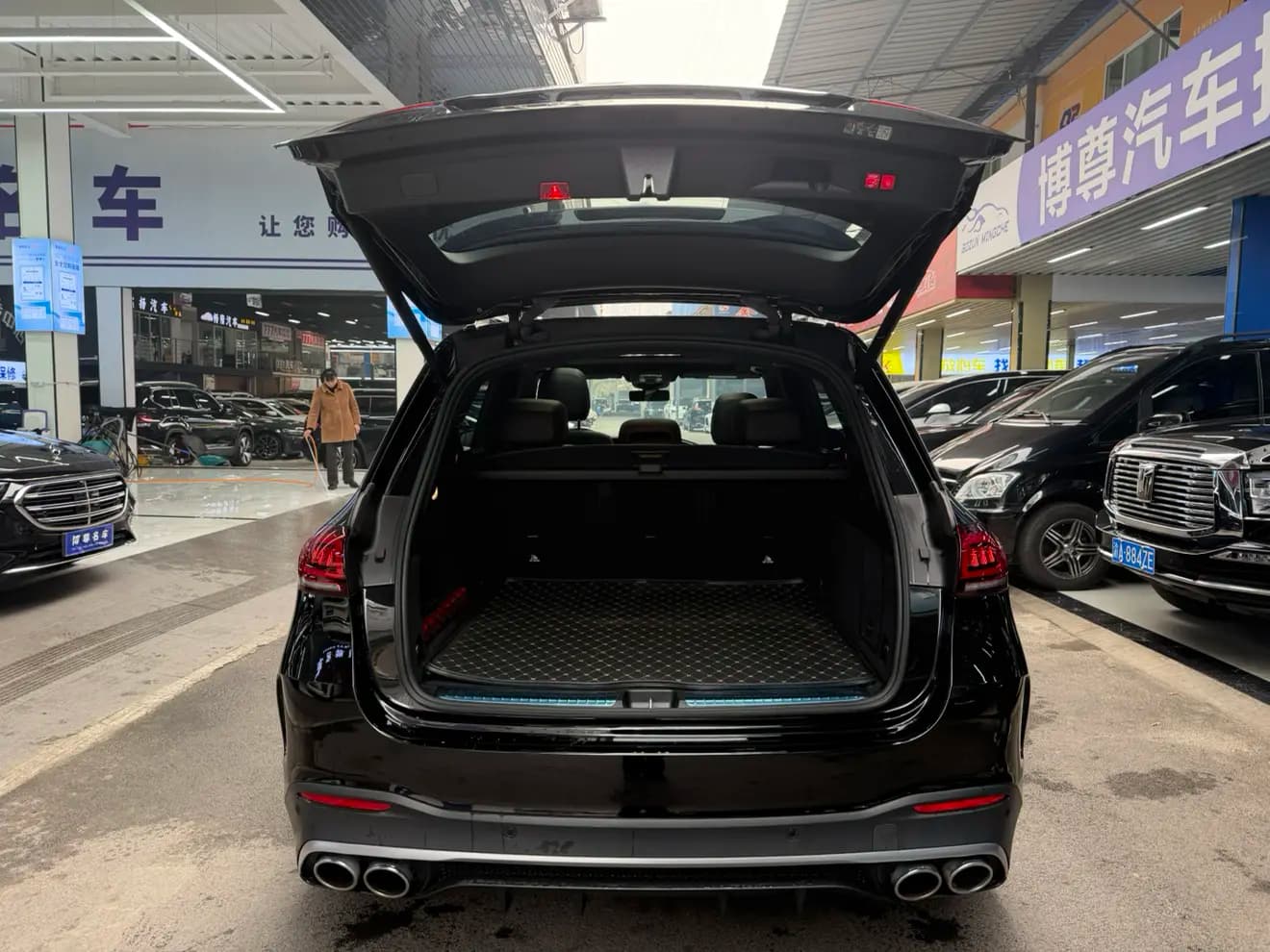 Mercedes-Benz GLE AMG 2023 г. 37043 км. — фото 19