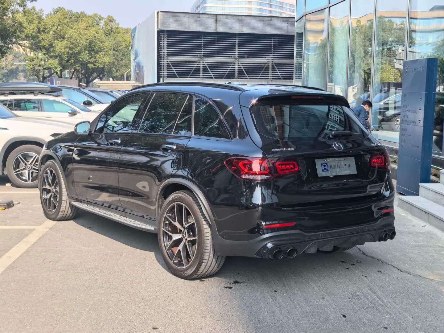 Mercedes-Benz GLC AMG 2023 г. 10066 км. — фото 3