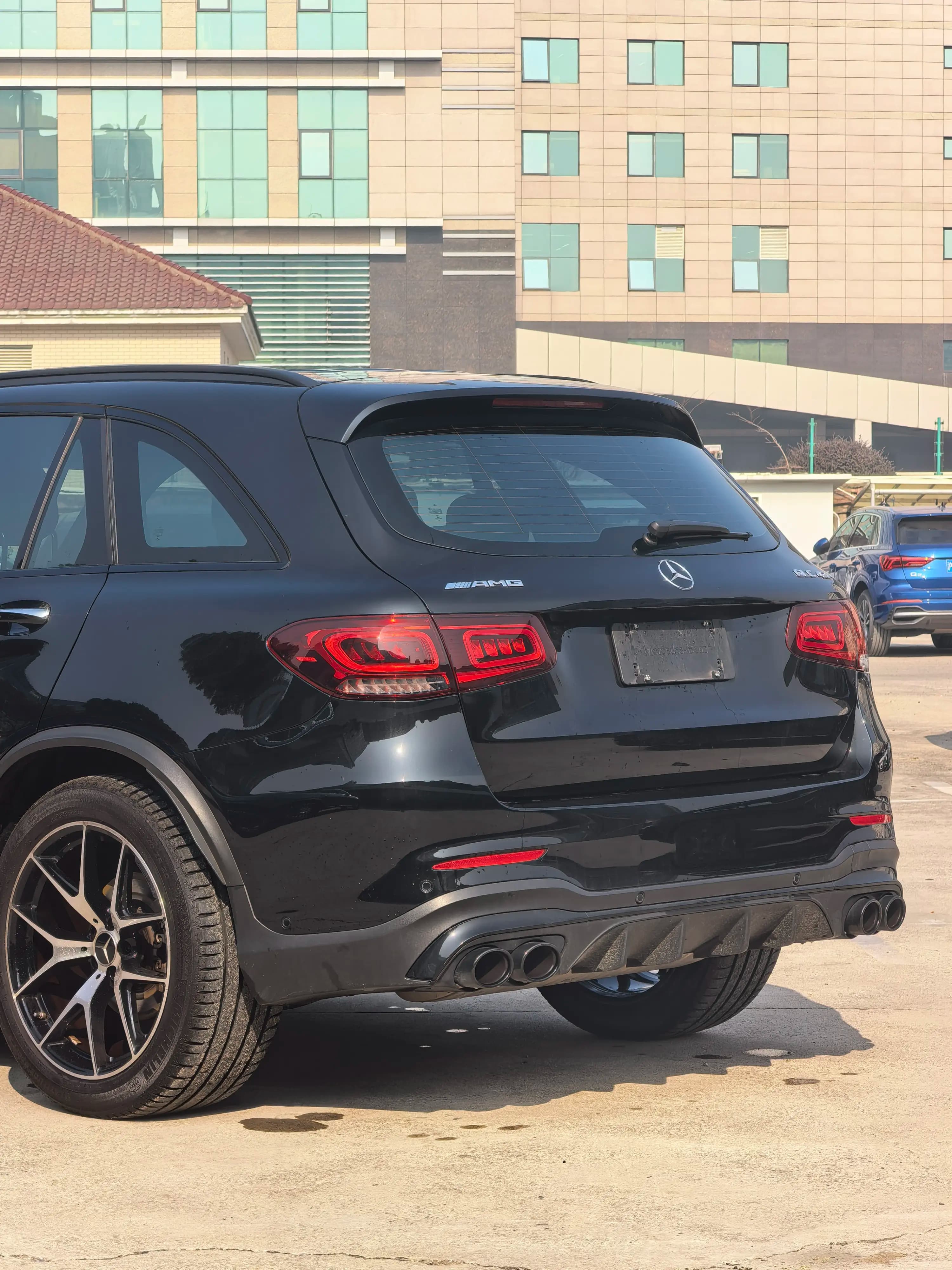 Mercedes-Benz GLC AMG 2023 г. 10066 км. — фото 5
