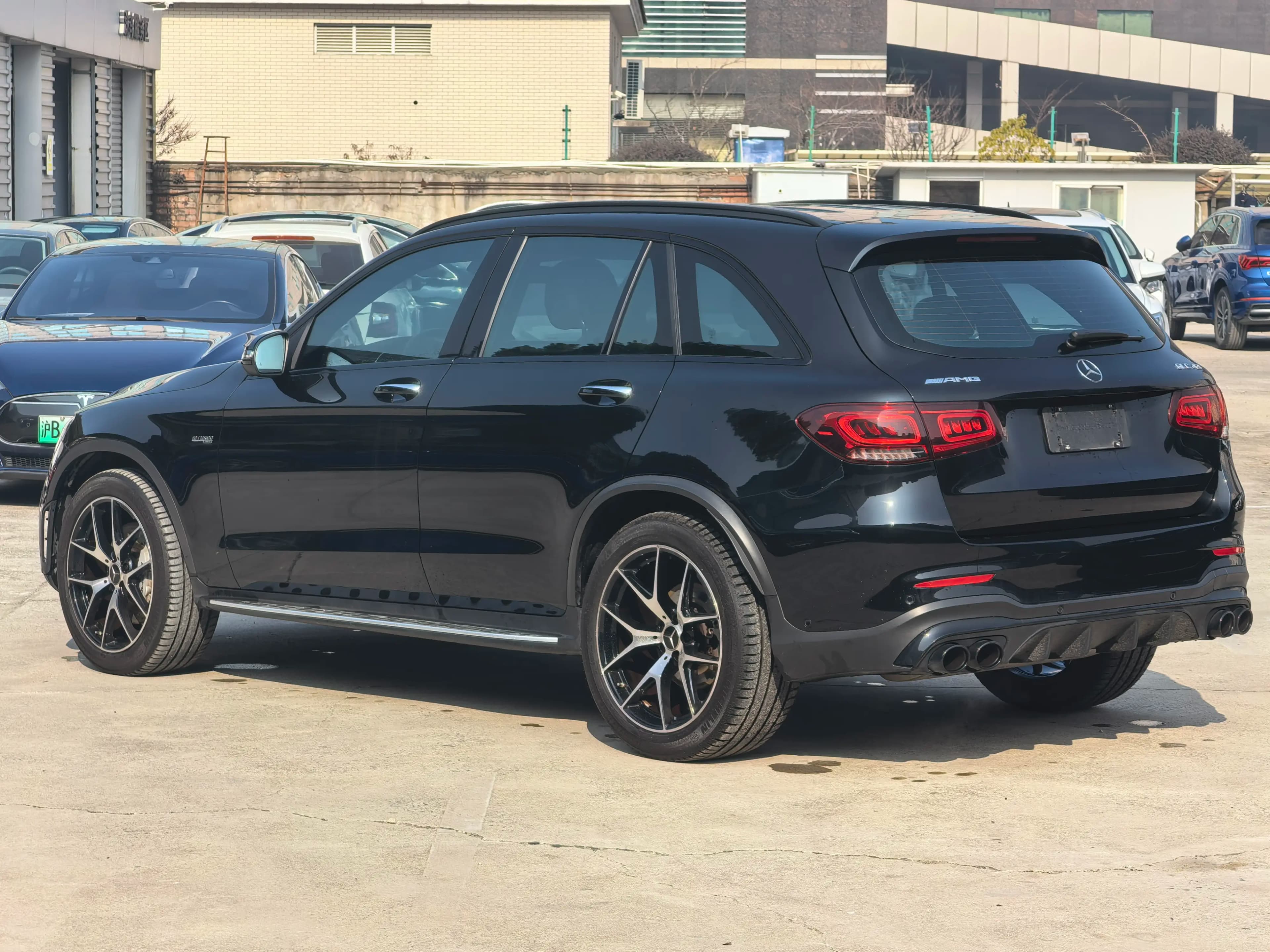 Mercedes-Benz GLC AMG 2023 г. 10066 км. — фото 7
