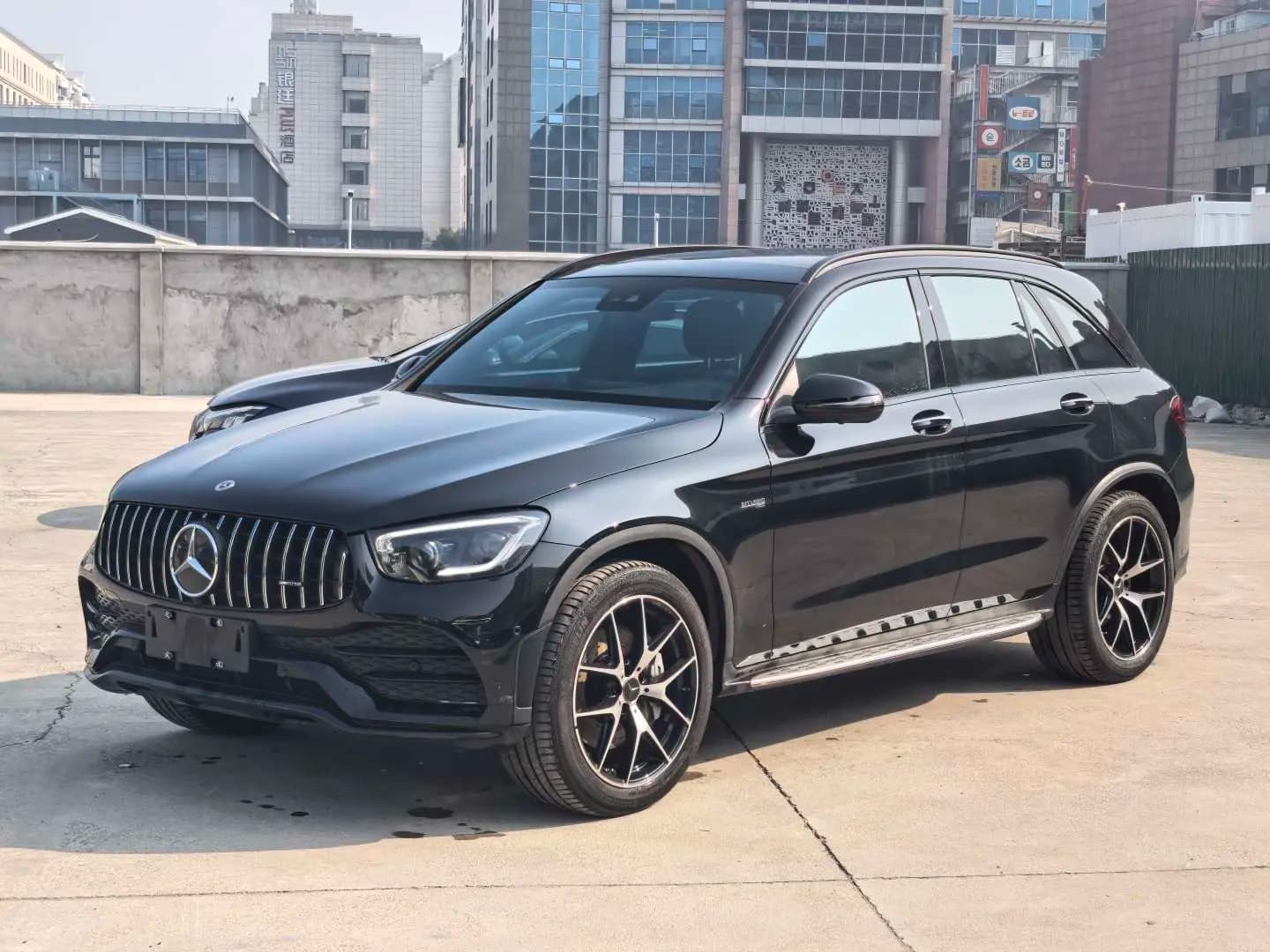 Mercedes-Benz GLC AMG 2023 г. 10066 км. — фото 9