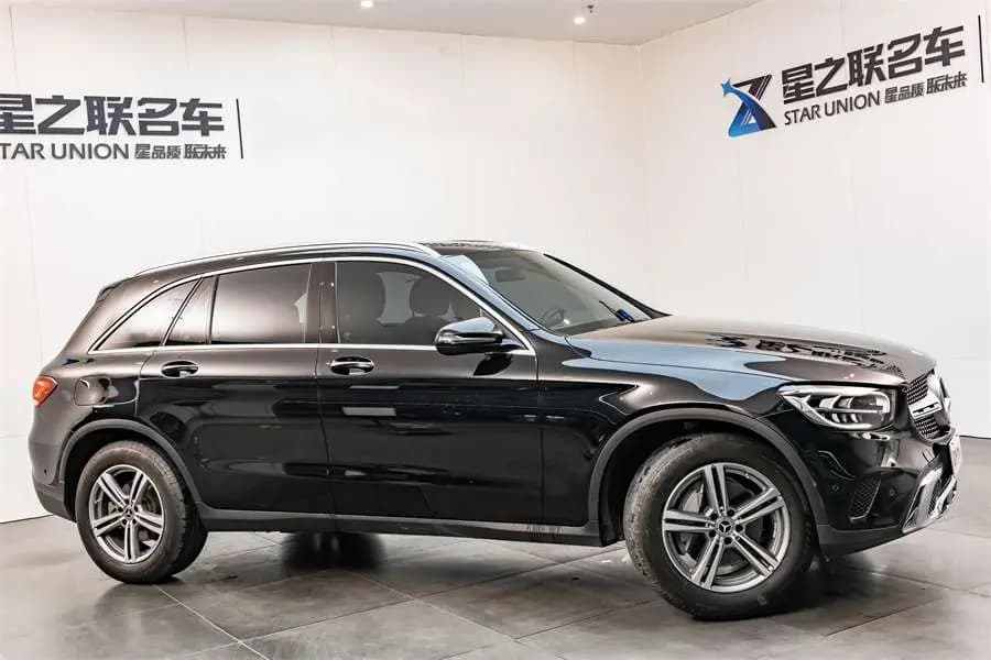 Mercedes-Benz GLC 2021 г. 52199 км. — фото 4