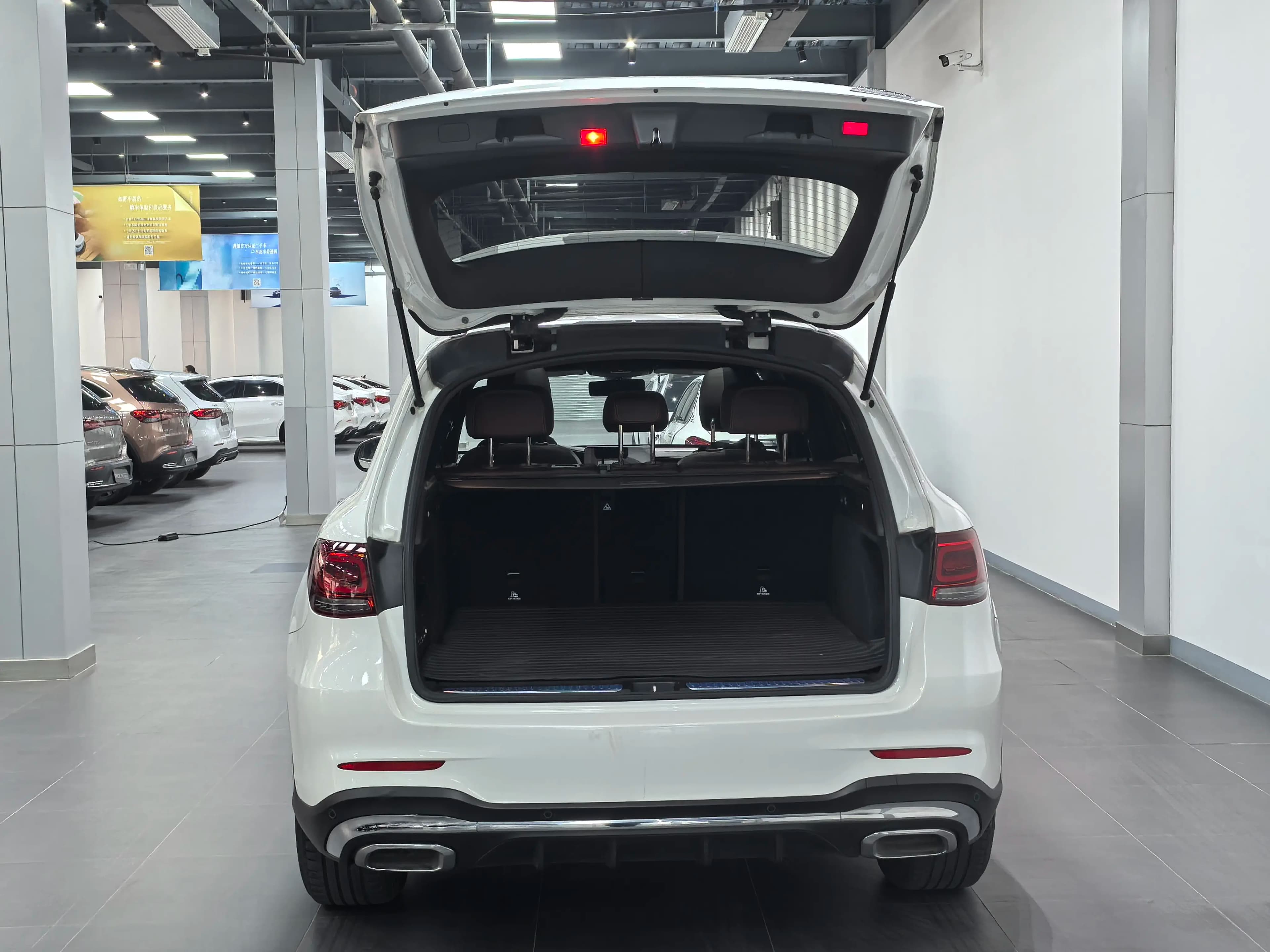 Mercedes-Benz GLC 2022 г. 55095 км. — фото 14