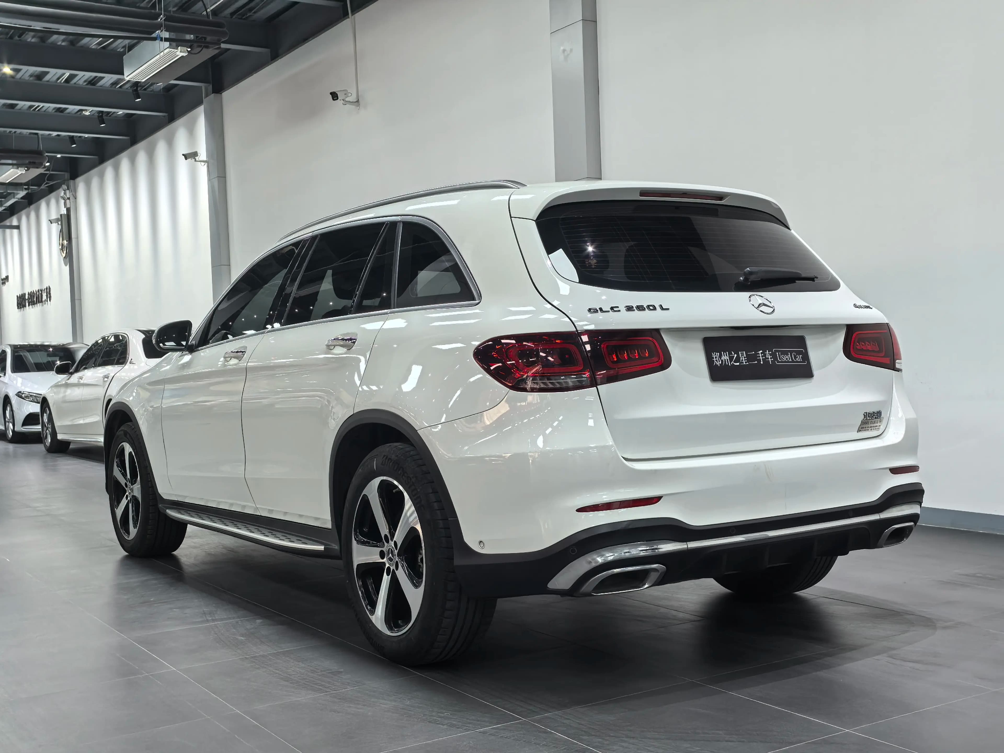 Mercedes-Benz GLC 2022 г. 55095 км. — фото 4
