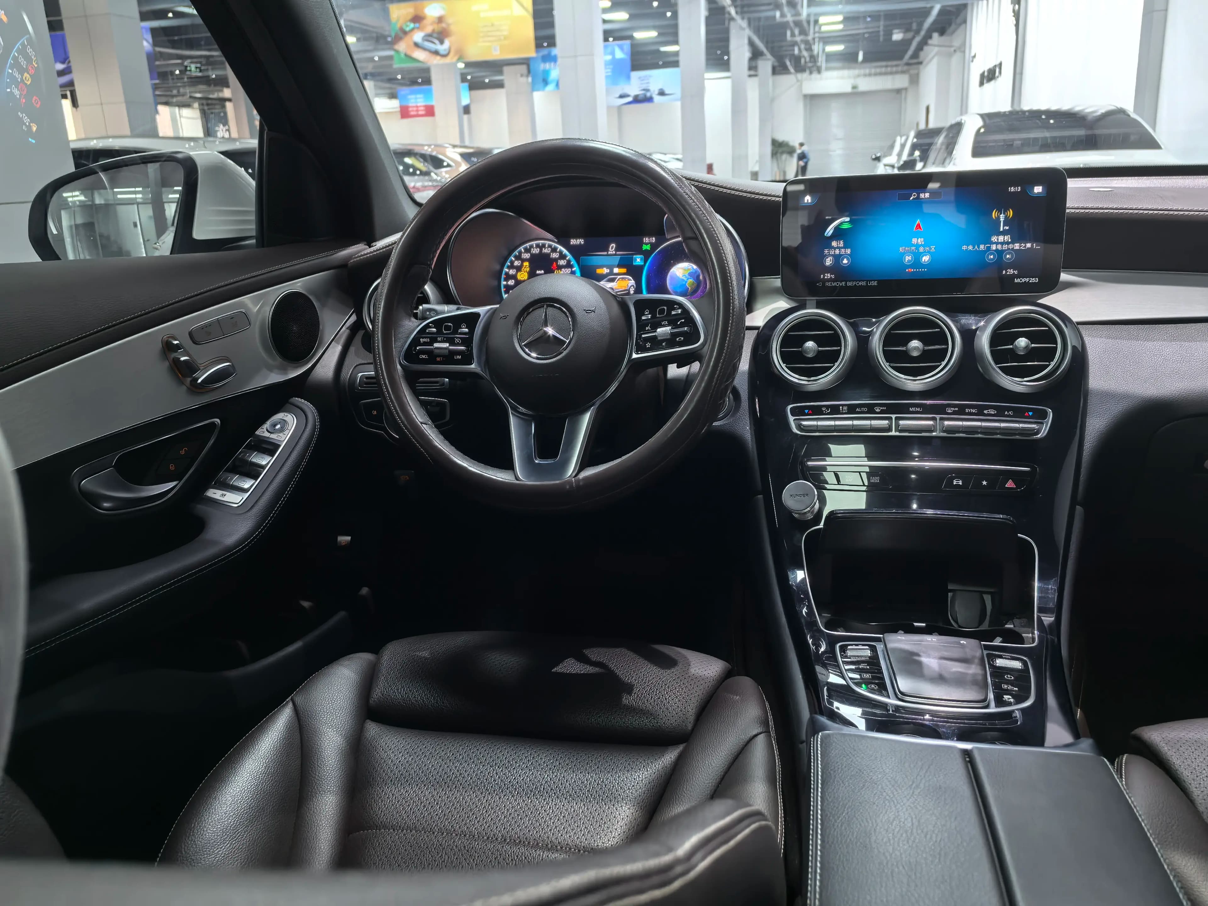 Mercedes-Benz GLC 2022 г. 55095 км. — фото 9
