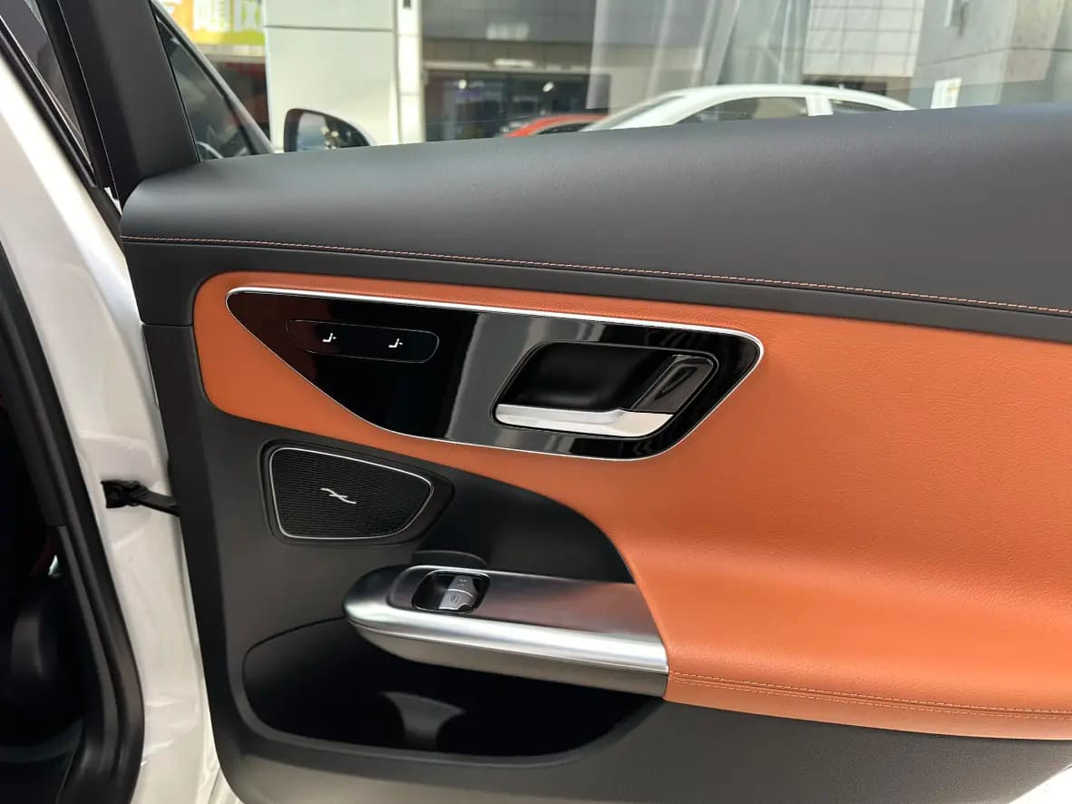 Mercedes-Benz Mercedes Benz C Class 2024 г. 28128 км. — фото 25