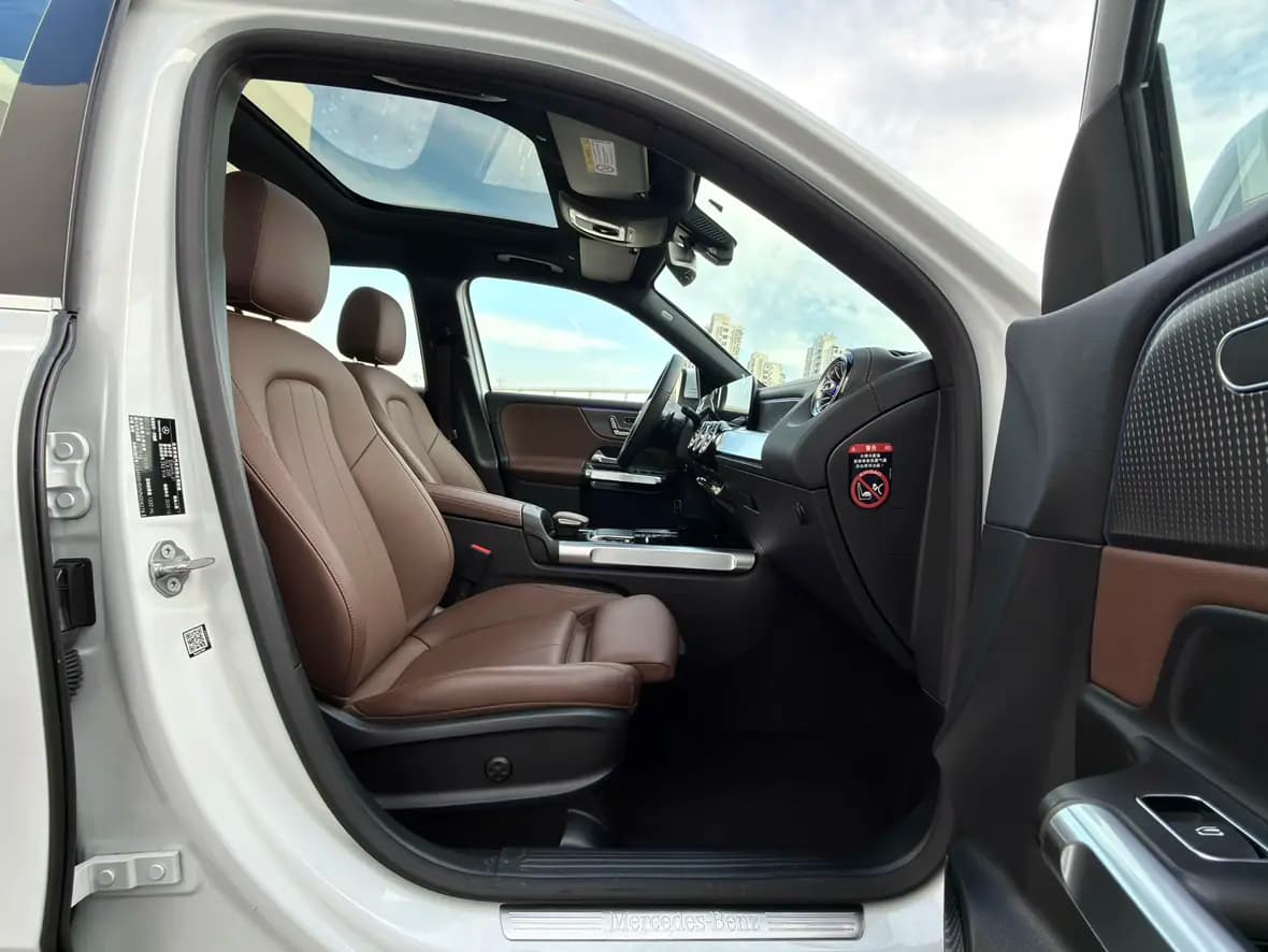 Mercedes-Benz GLB 2021 г. 50129 км. — фото 10