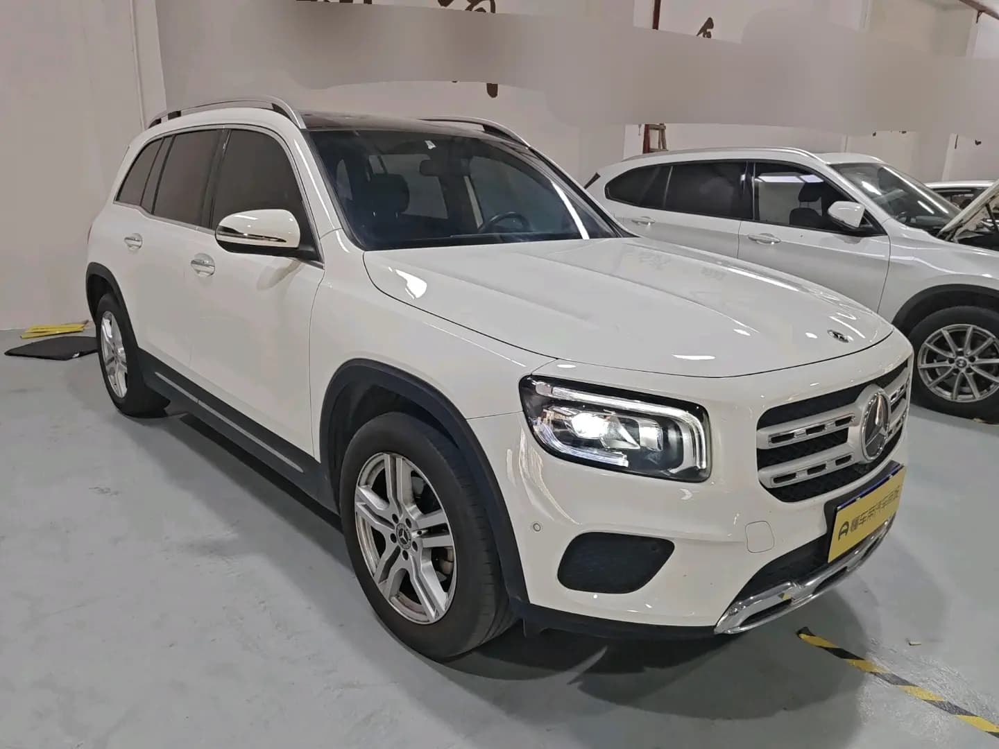 Mercedes-Benz GLB 2022 г. 49130 км. — фото 3