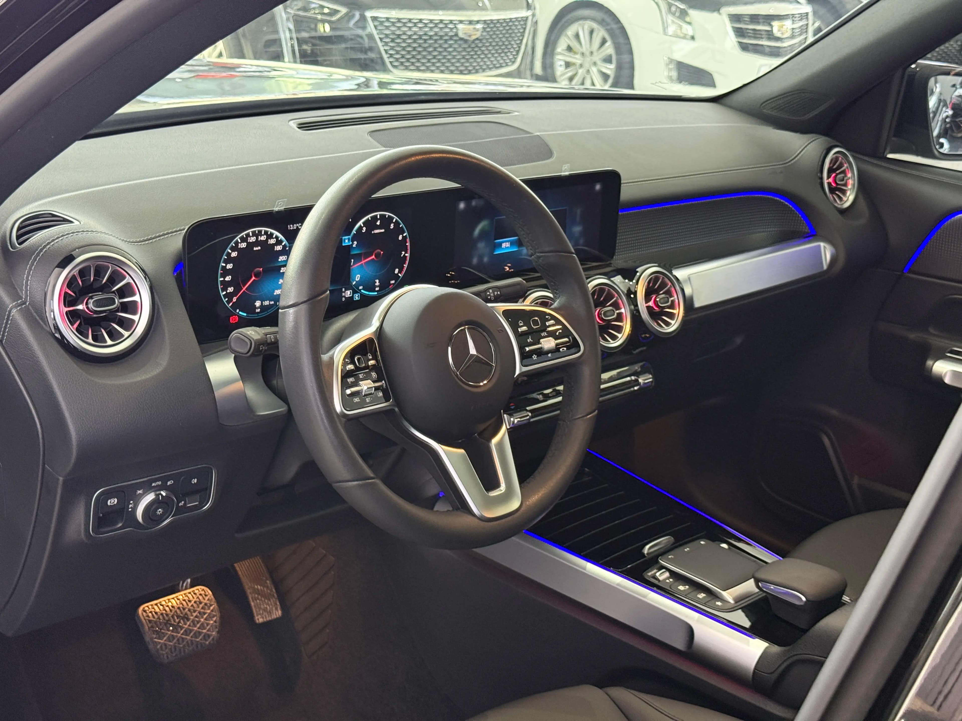 Mercedes-Benz GLB 2021 г. 35131 км. — фото 13