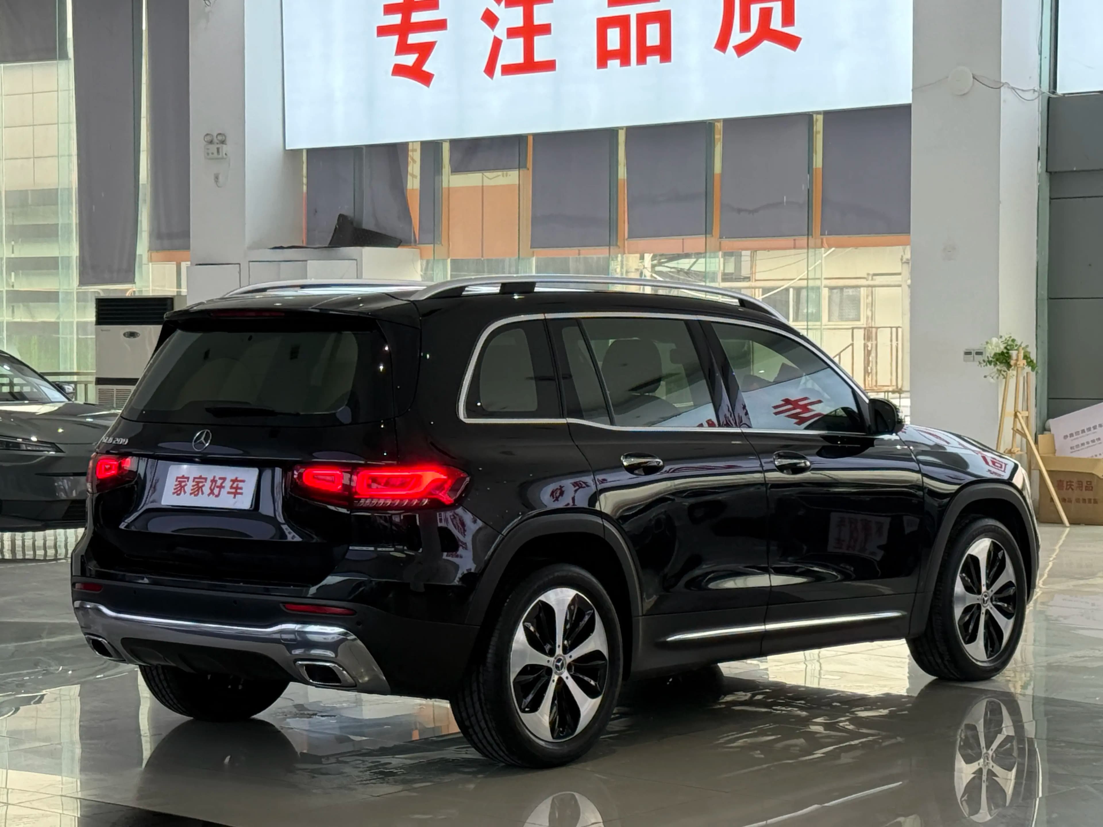 Mercedes-Benz GLB 2021 г. 35131 км. — фото 4