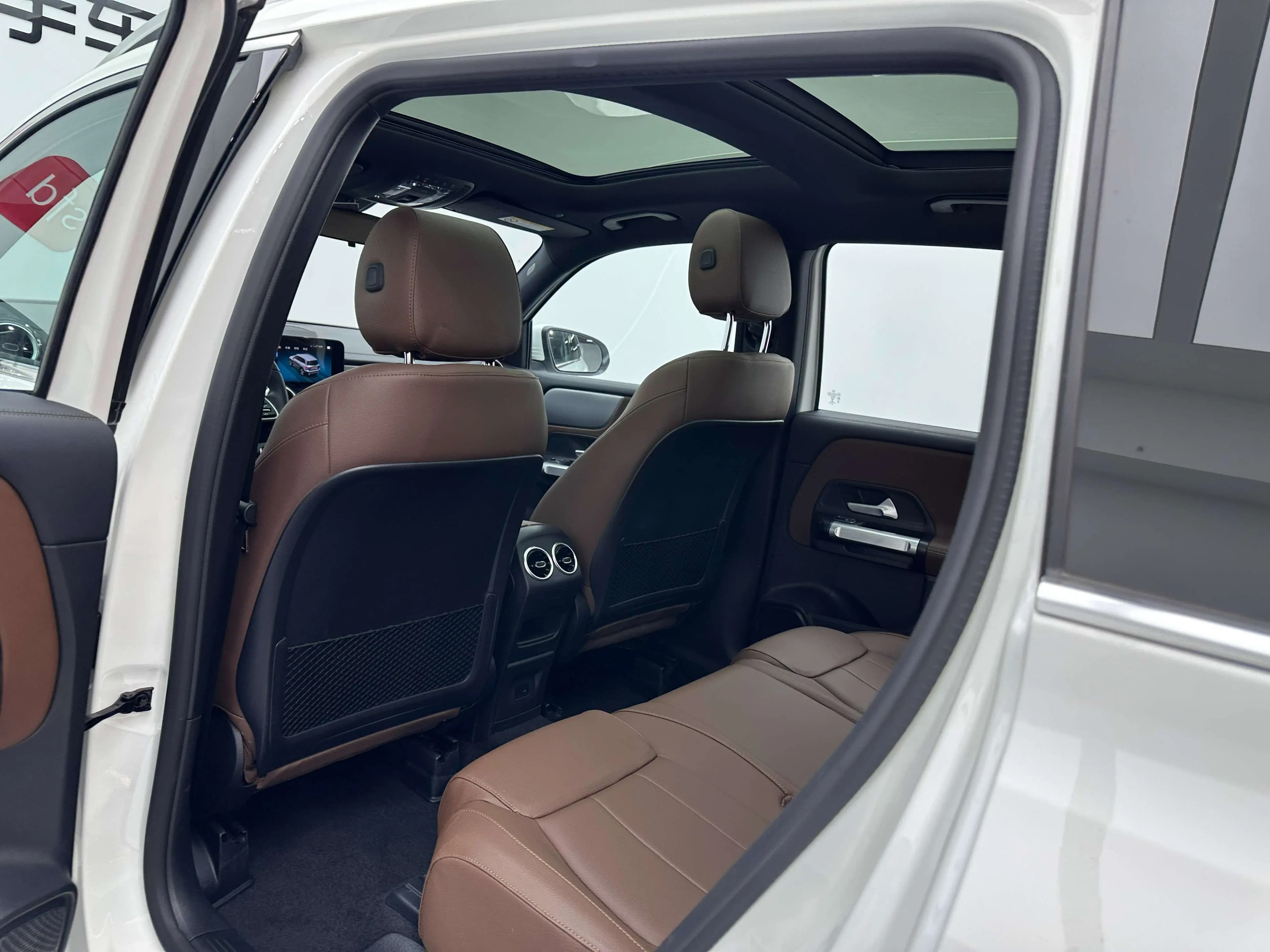 Mercedes-Benz GLB 2023 г. 20134 км. — фото 28