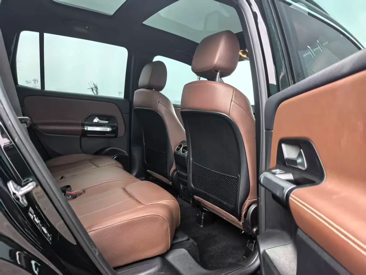 Mercedes-Benz GLB 2022 г. 64135 км. — фото 10