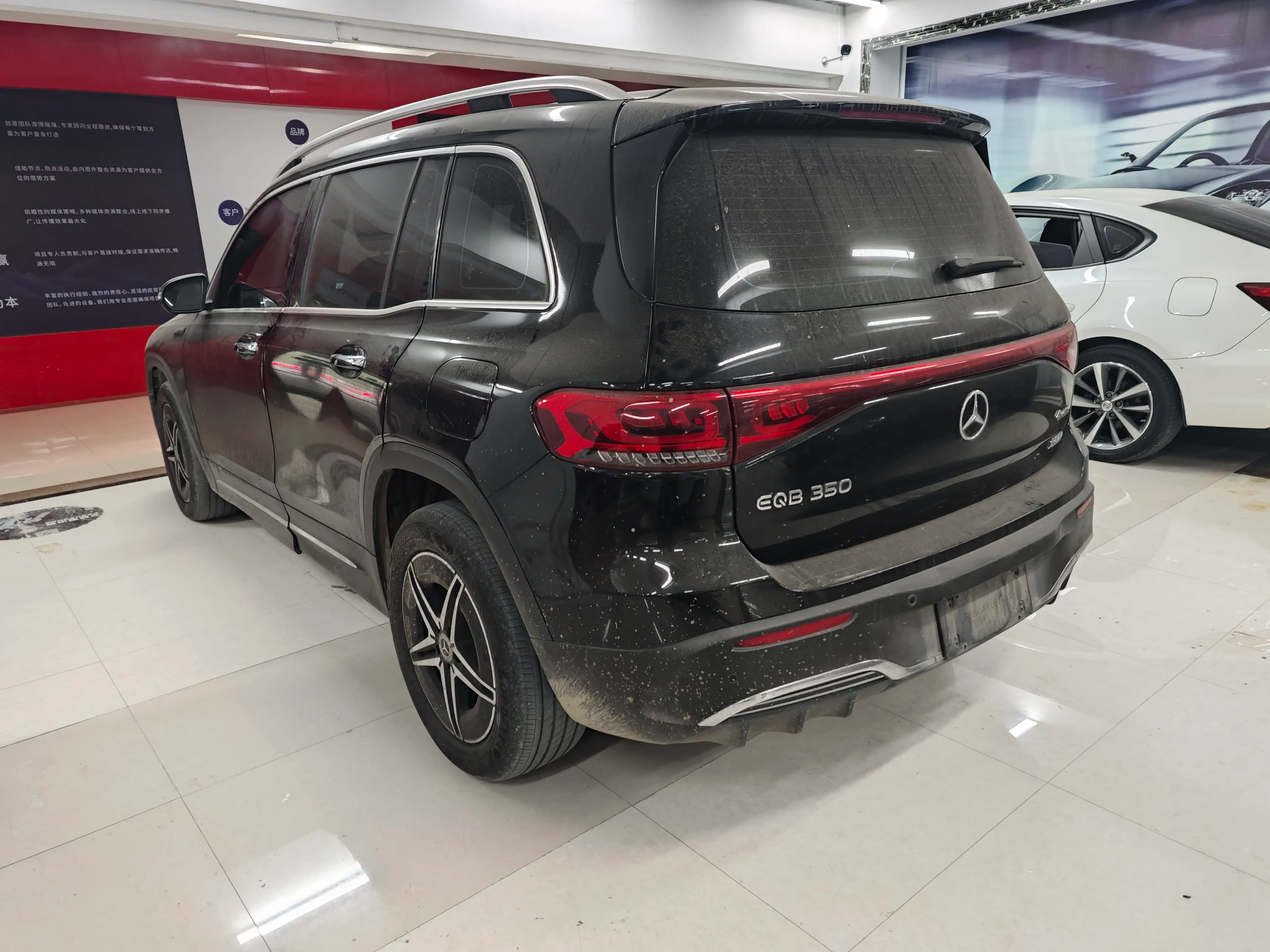 Mercedes-Benz EQB 2022 г. 32140 км. — фото 4