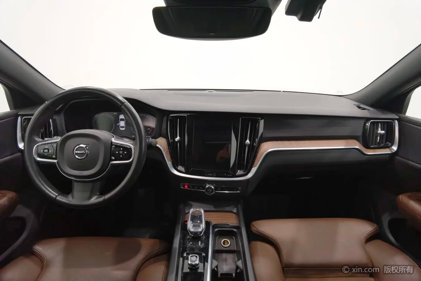 Volvo S60 2022 г. 44988 км. — фото 14