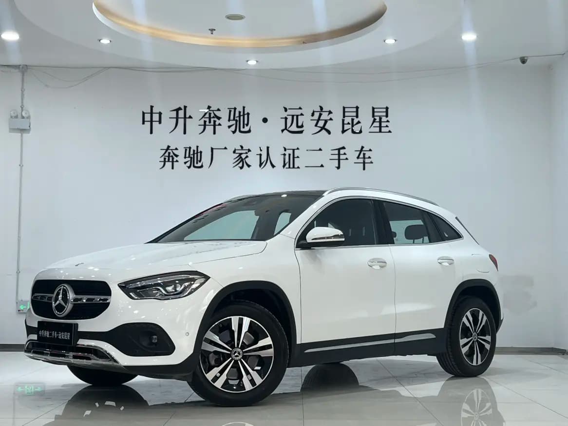 Mercedes-Benz GLA 2023 г. 45084 км.