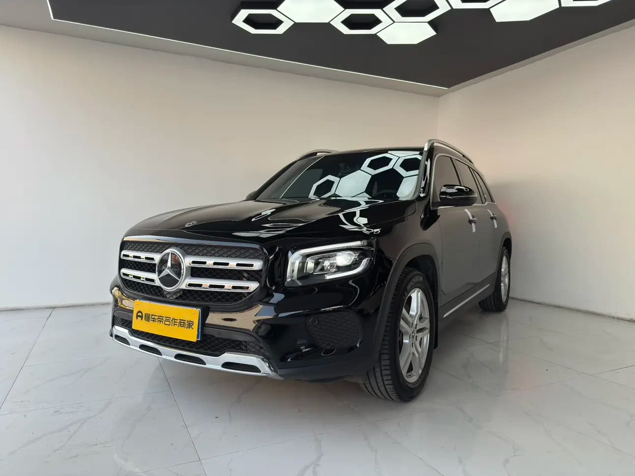 Mercedes-Benz GLB 2022 г. 24137 км.