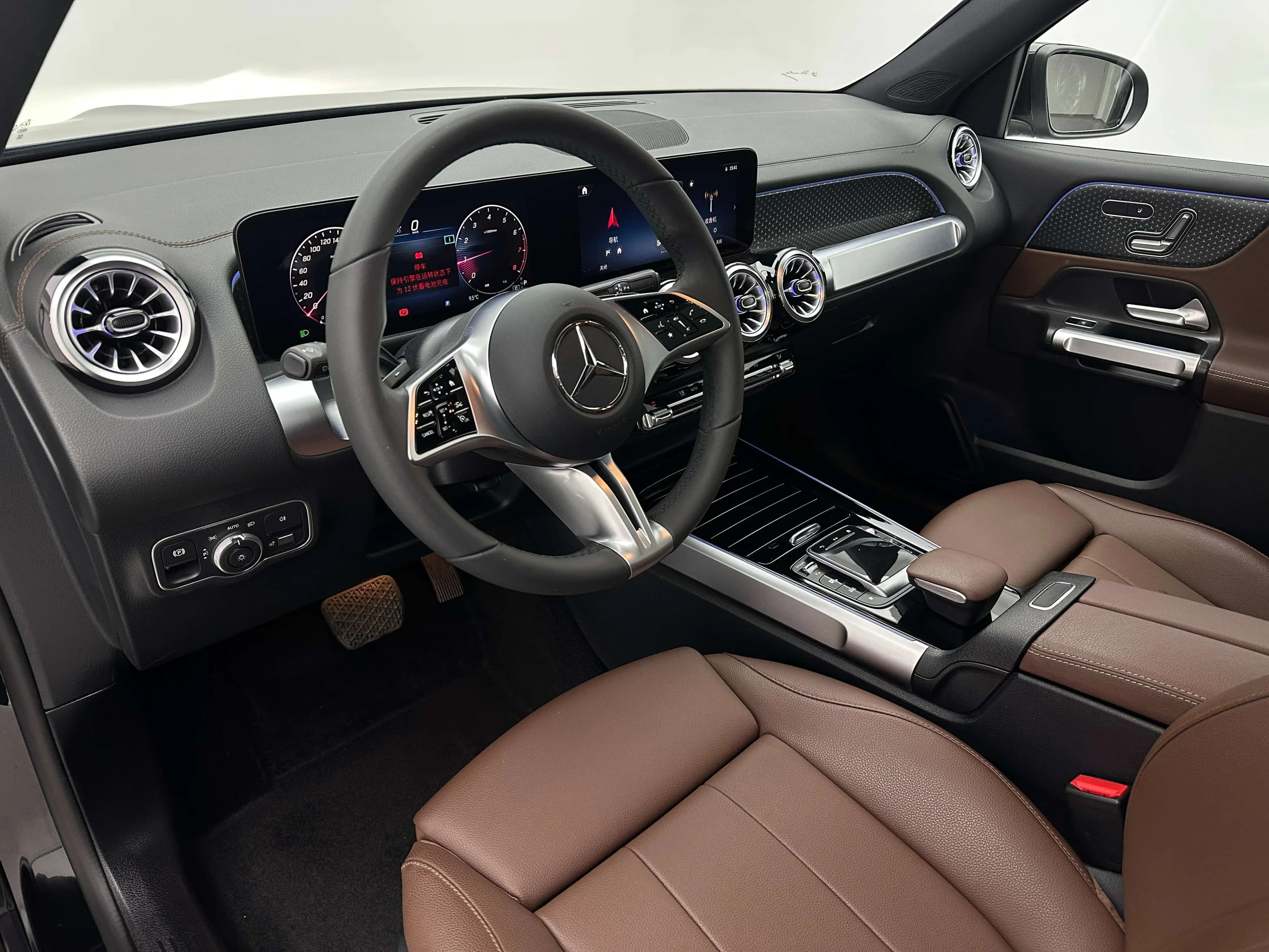 Mercedes-Benz GLB 2024 г. 18038 км. — фото 22