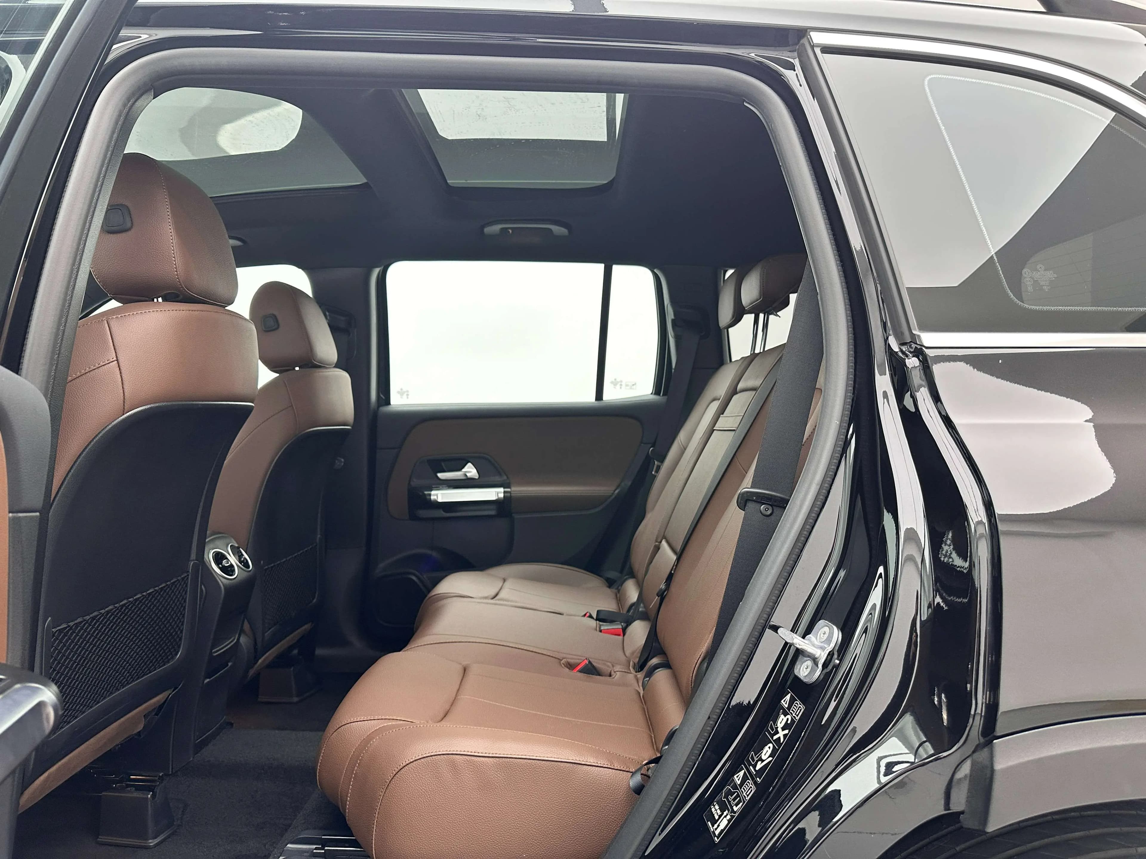Mercedes-Benz GLB 2024 г. 18038 км. — фото 24