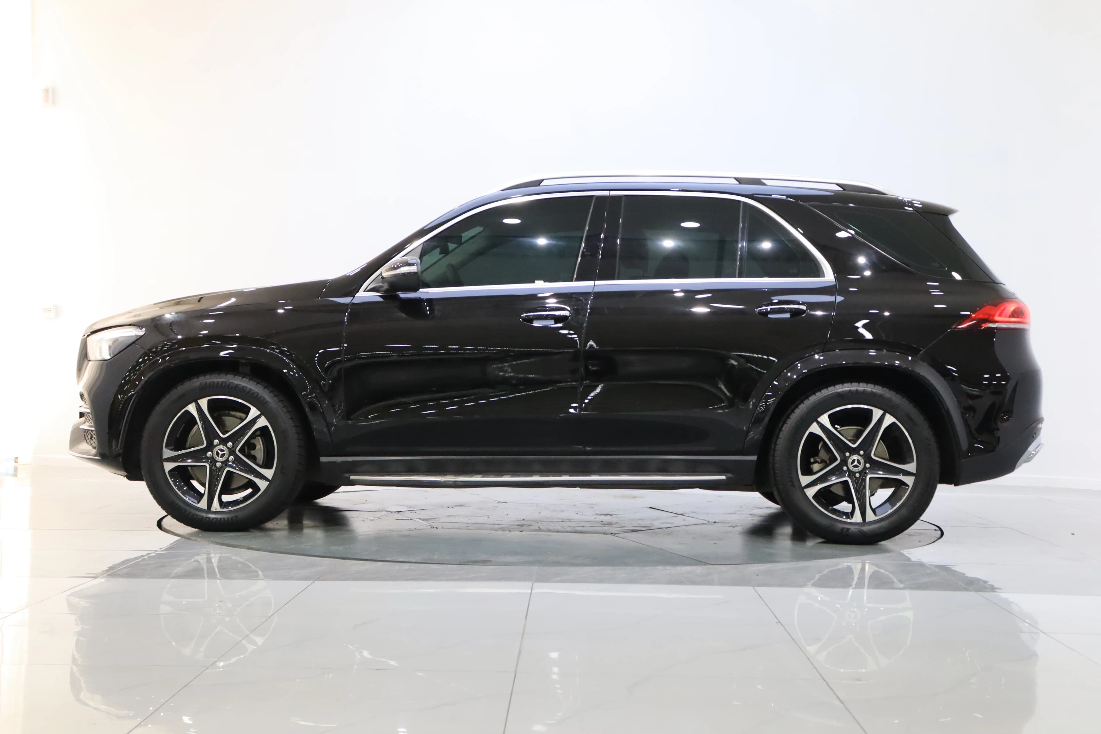 Mercedes-Benz GLE 2022 г. 67372 км. — фото 3