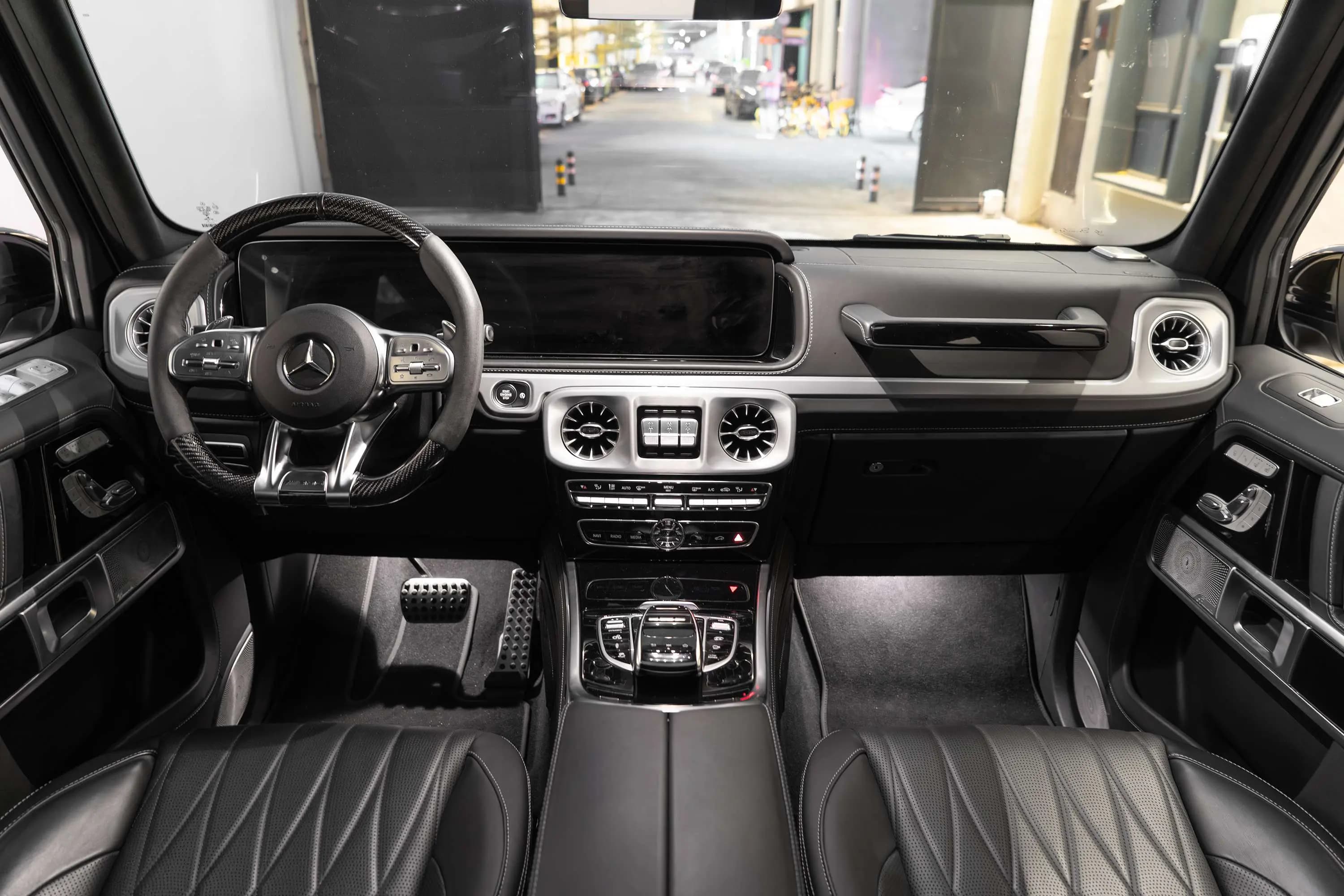 Mercedes-Benz G-Class AMG 2023 г. 23783 км. — фото 17