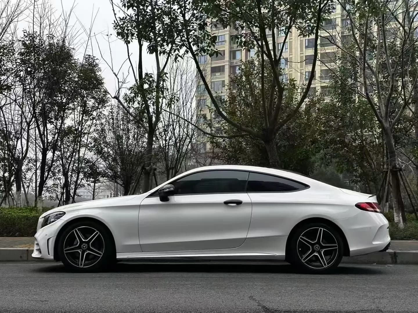 Mercedes-Benz C-Class 2022 г. 60040 км. — фото 3
