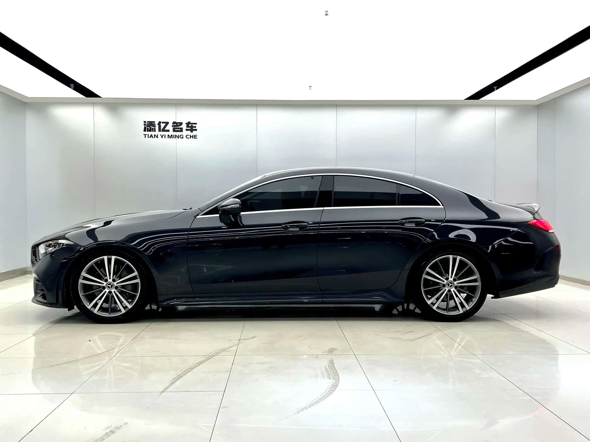 Mercedes-Benz Mercedes Benz CLS 2021 г. 83100 км. — фото 3