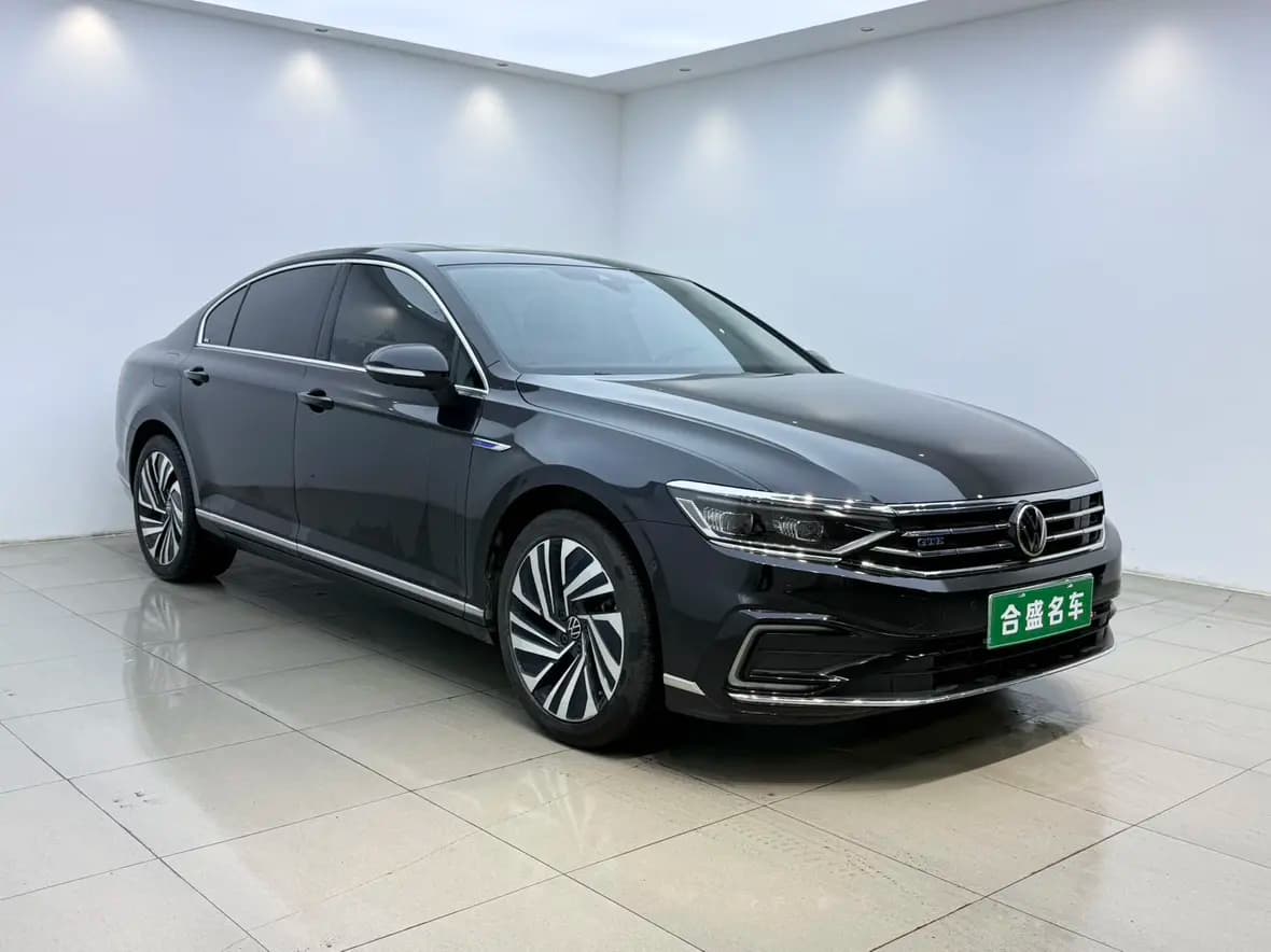 Volkswagen Magotan PHEV 2022 г. 115028 км. — фото 3