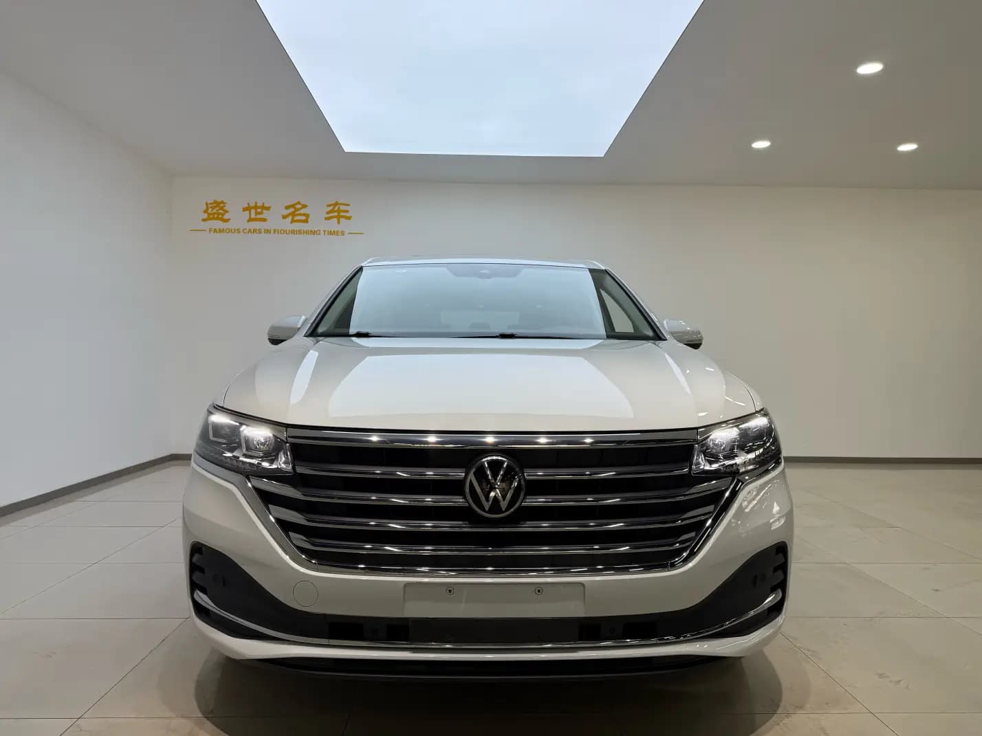 Volkswagen Weiran 2023 г. 76025 км. — фото 2