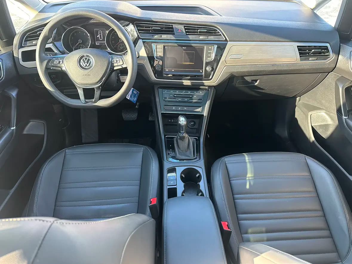 Volkswagen Touran L 2021 г. 28078 км. — фото 7
