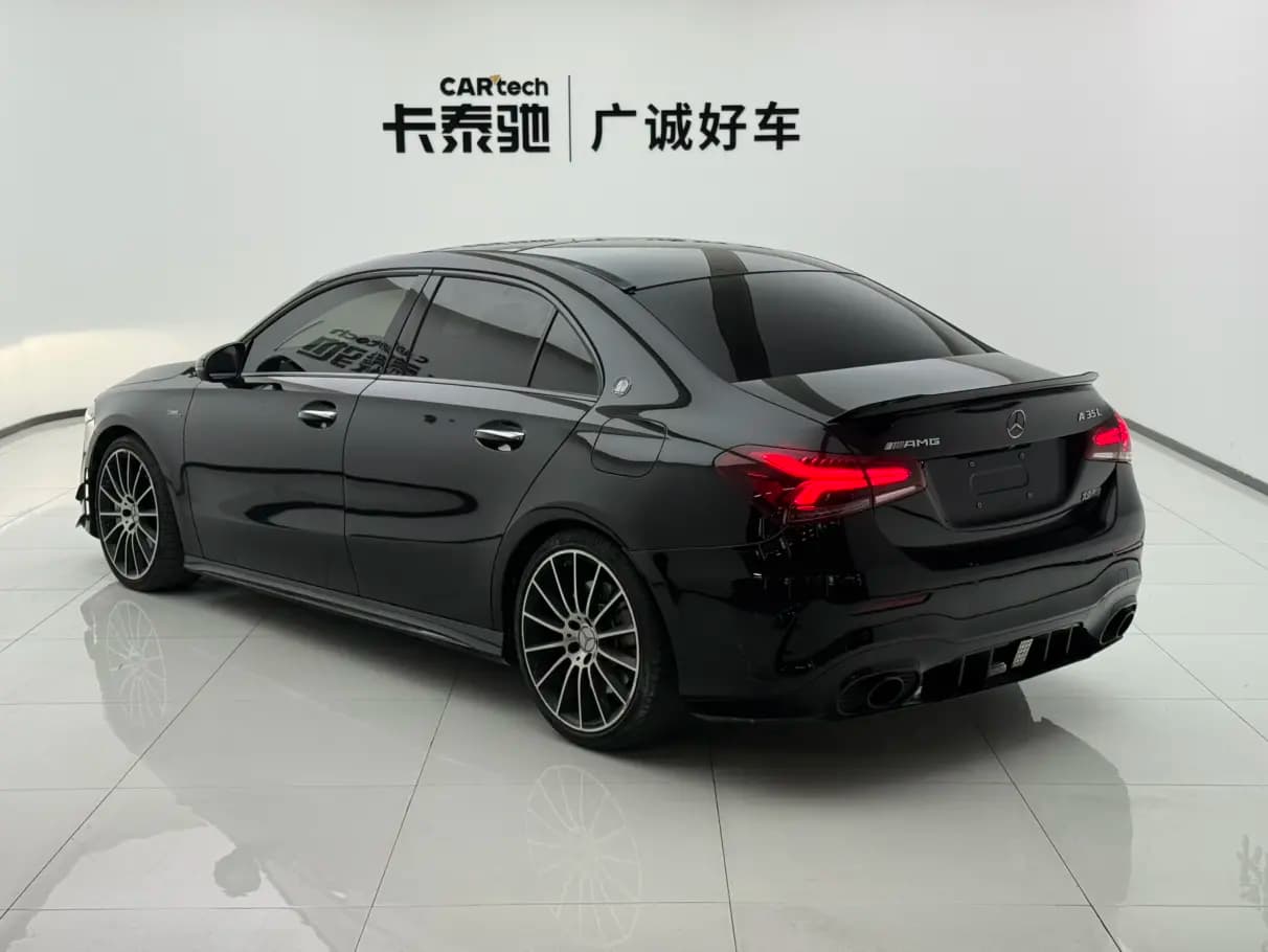 Mercedes-Benz A-Class AMG 2023 г. 27147 км. — фото 4