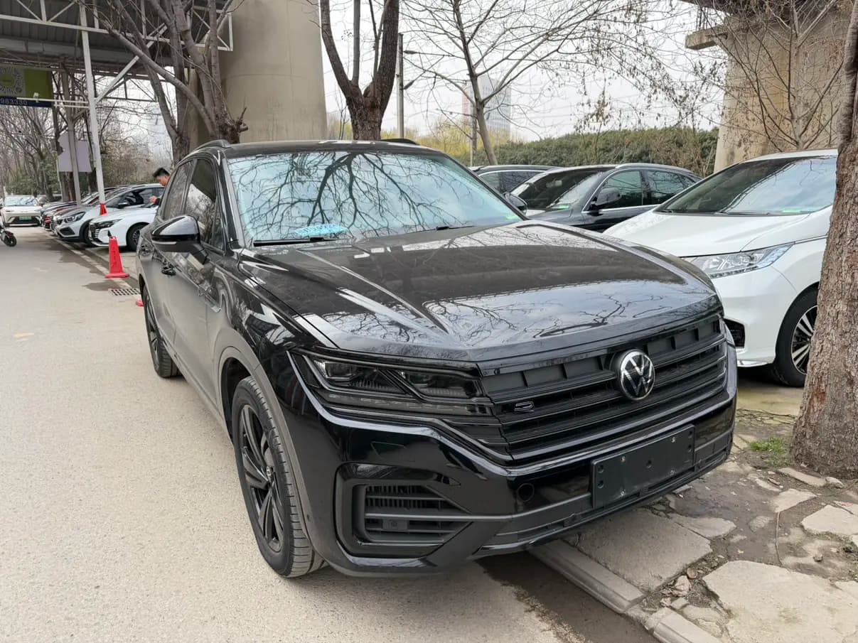 Volkswagen Touareg 2022 г. 46095 км. — фото 3