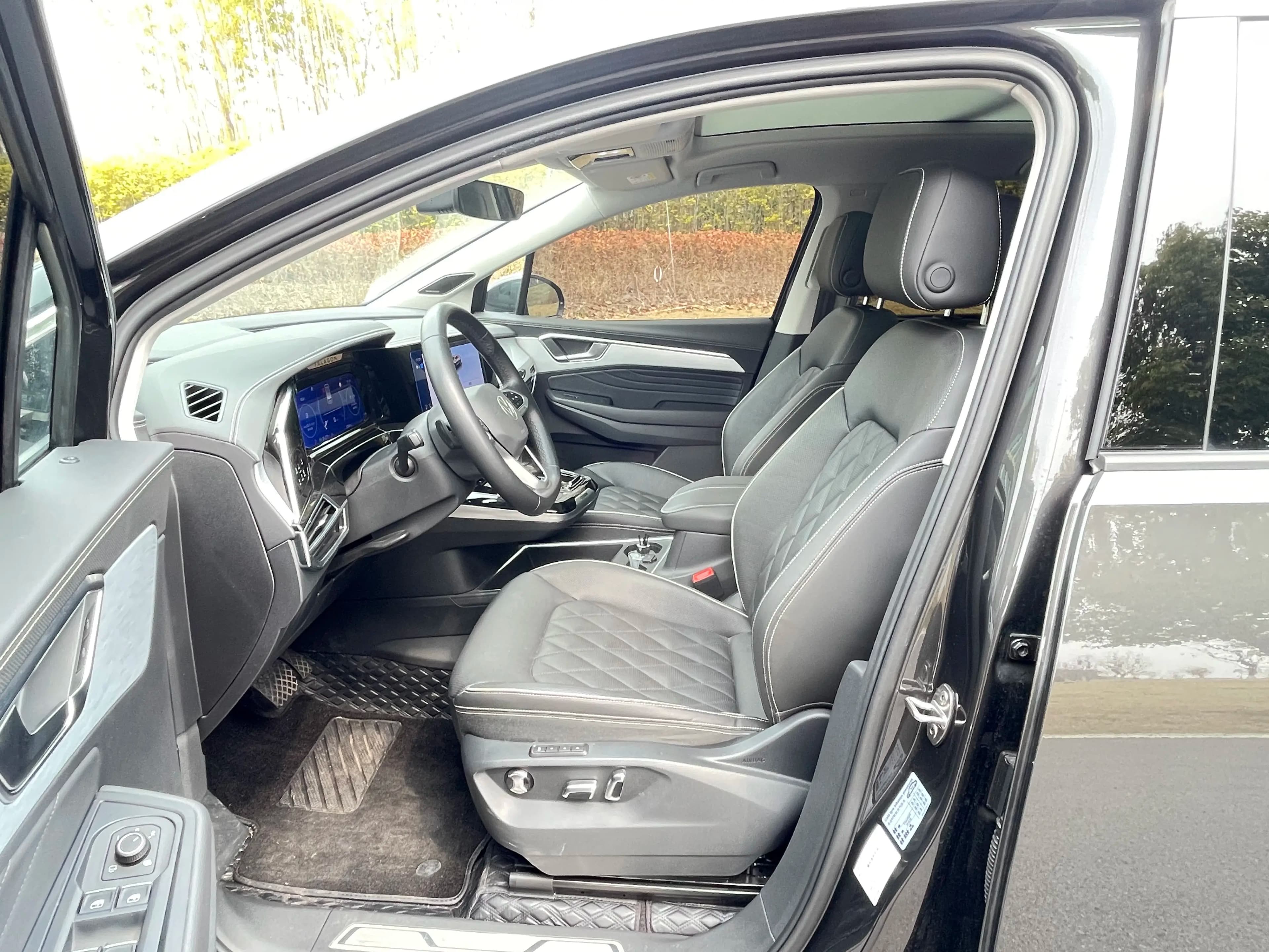 Volkswagen Talagon 2023 г. 39056 км. — фото 13