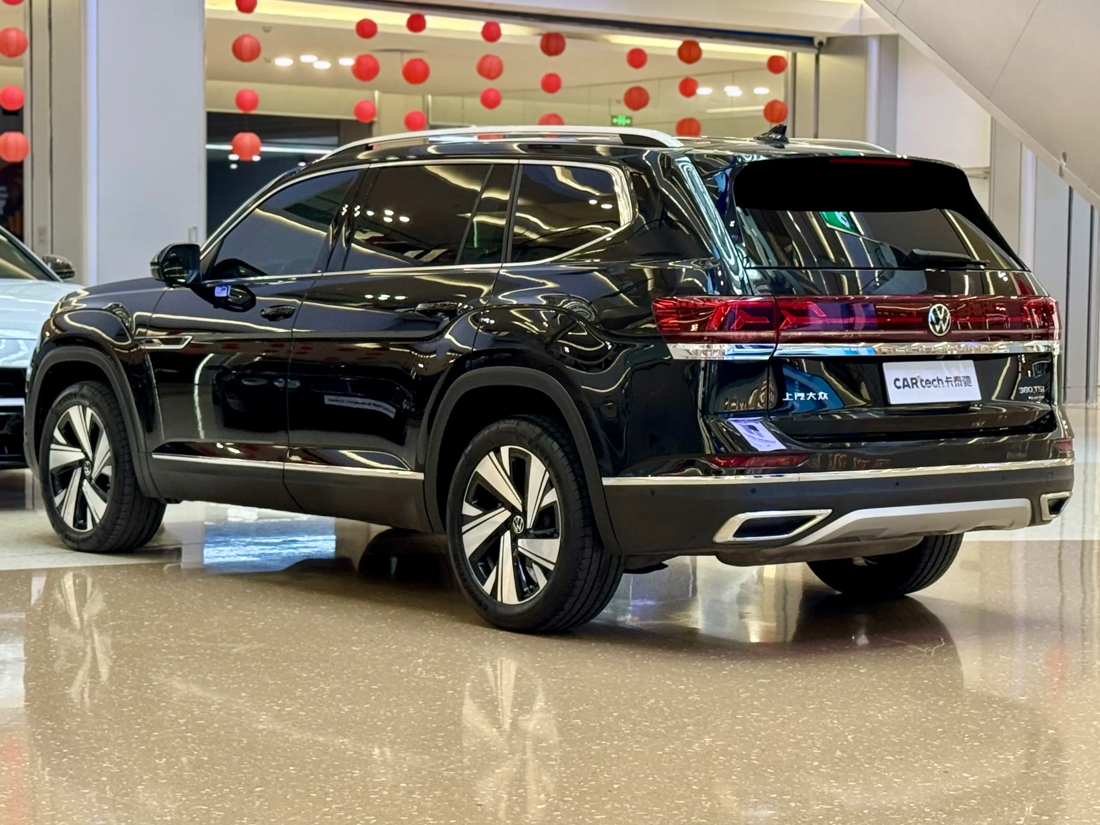 Volkswagen Teramont 2023 г. 44628 км. — фото 5